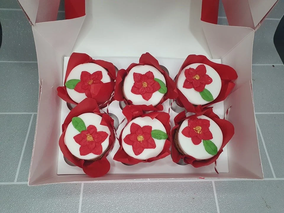 Christmas custom cupcakes Merely Jane's Cakes Margate