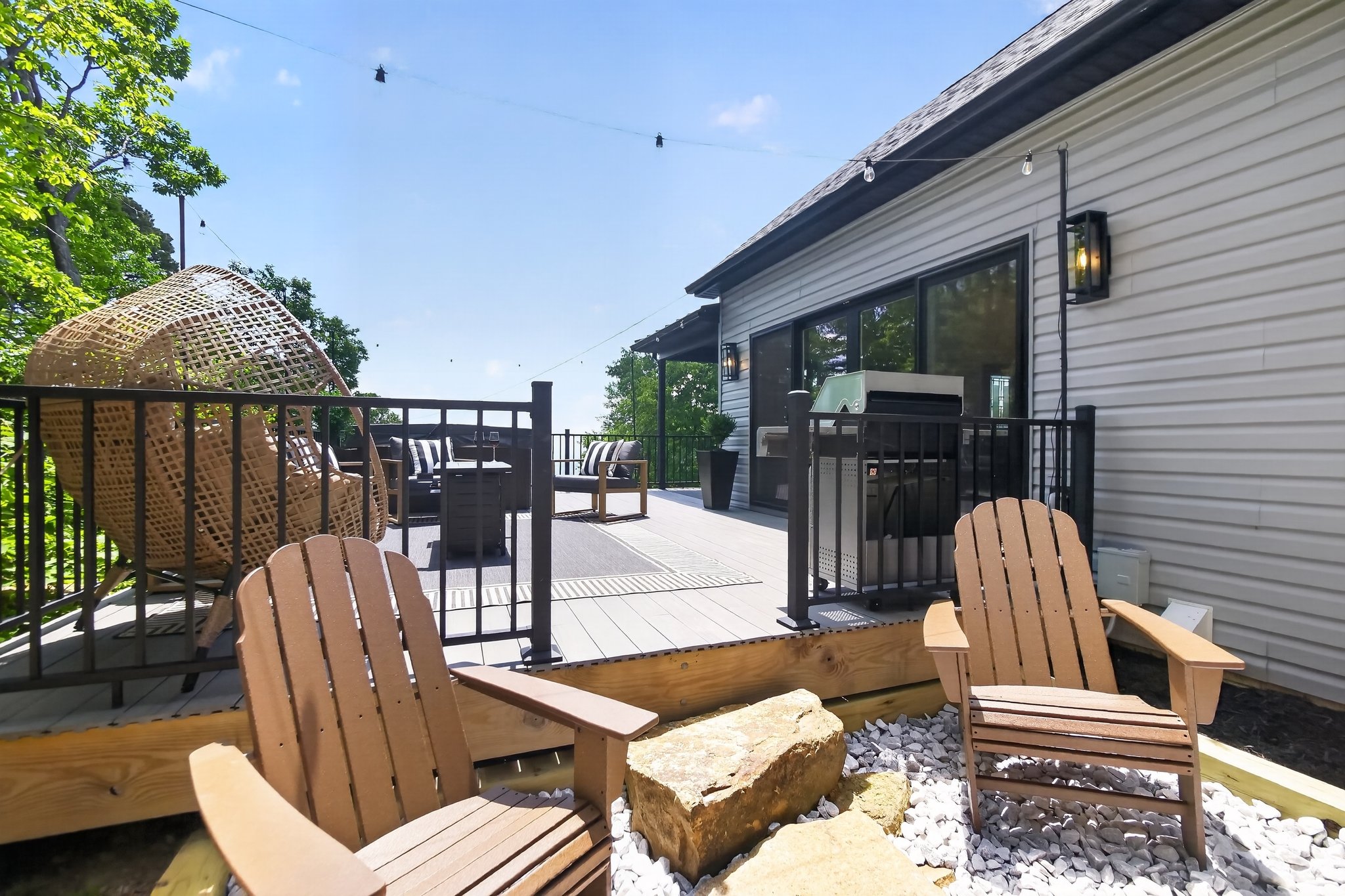 09_1208_Rockwood_Trail-Exterior-0606.jpg
