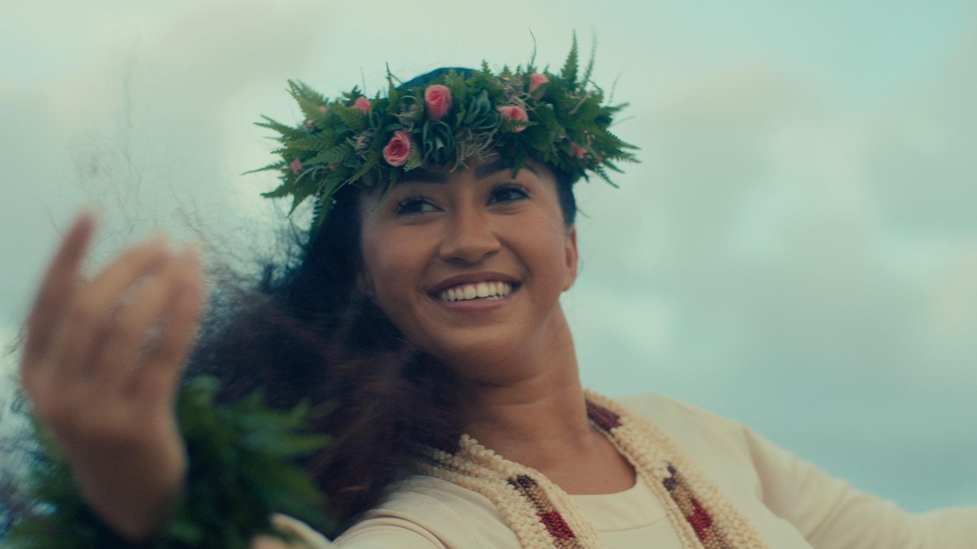 Hula Graded Clips_01_06_15_04.jpg