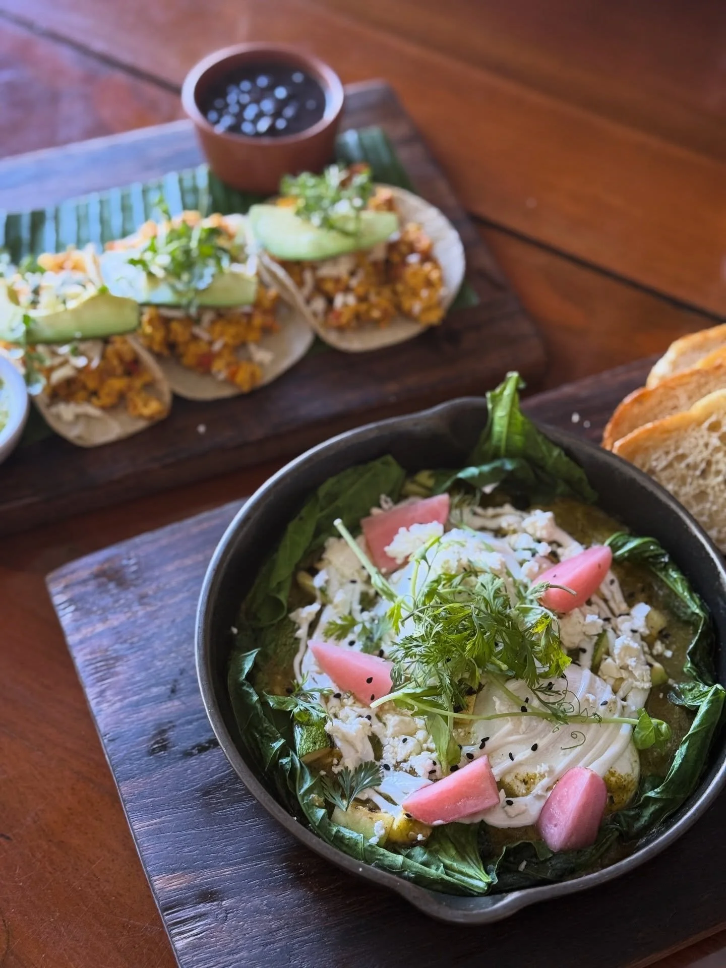 Before the rush, before the plans&hellip;
this is where the day starts. ☀️

#DelCieloTulum #DelCieloSatelite #TulumCoffee #TulumBrunch #TulumCafes