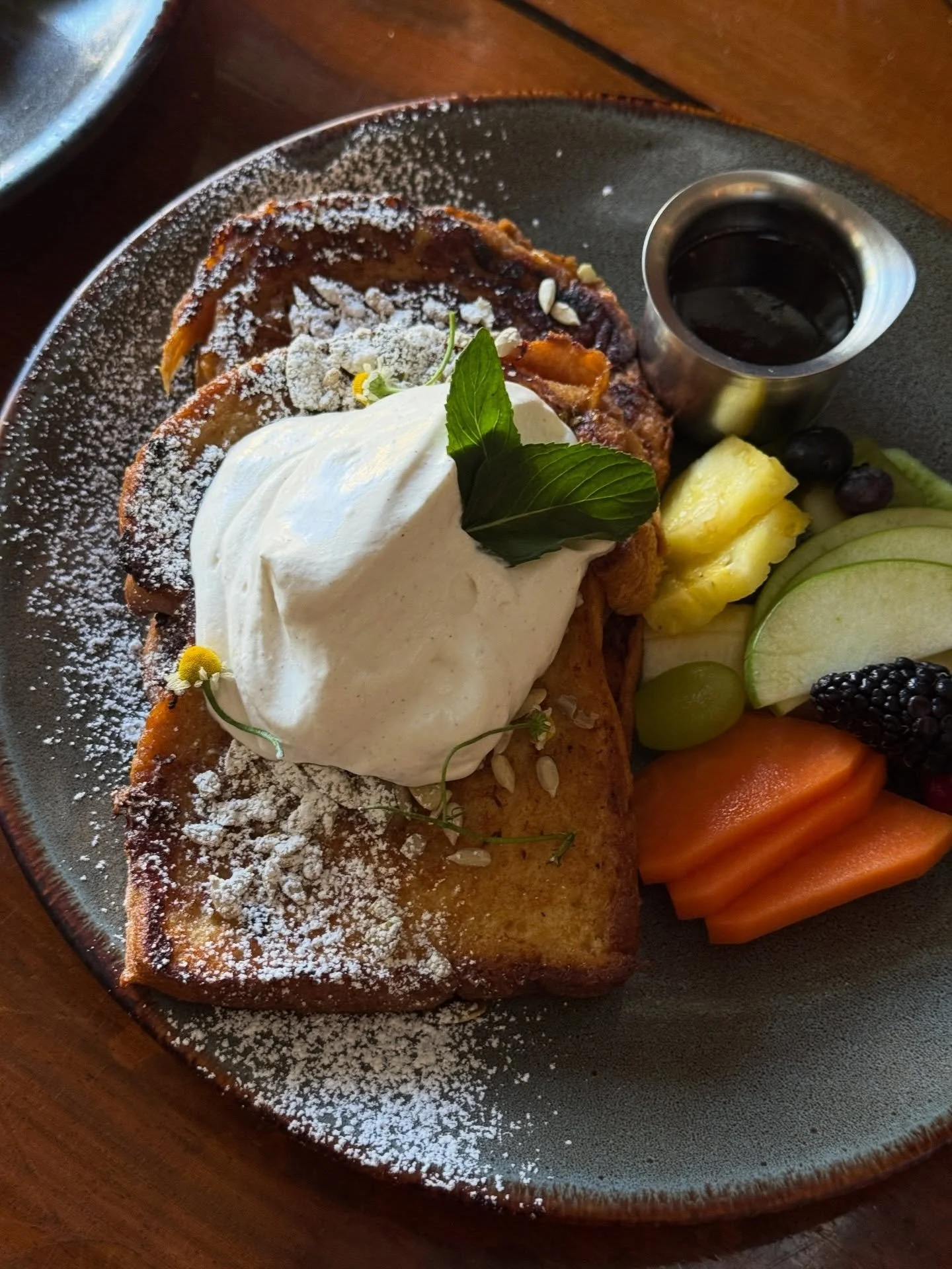 Sweet mornings, coffee, sunshine, and good company ☕✨ 
Golden French toast topped with creamy whipped goodness, a dust of powdered sugar, and fresh fruit on the side.
#DelCieloTulum #TulumCoffee #TulumBrunch #TulumCafes