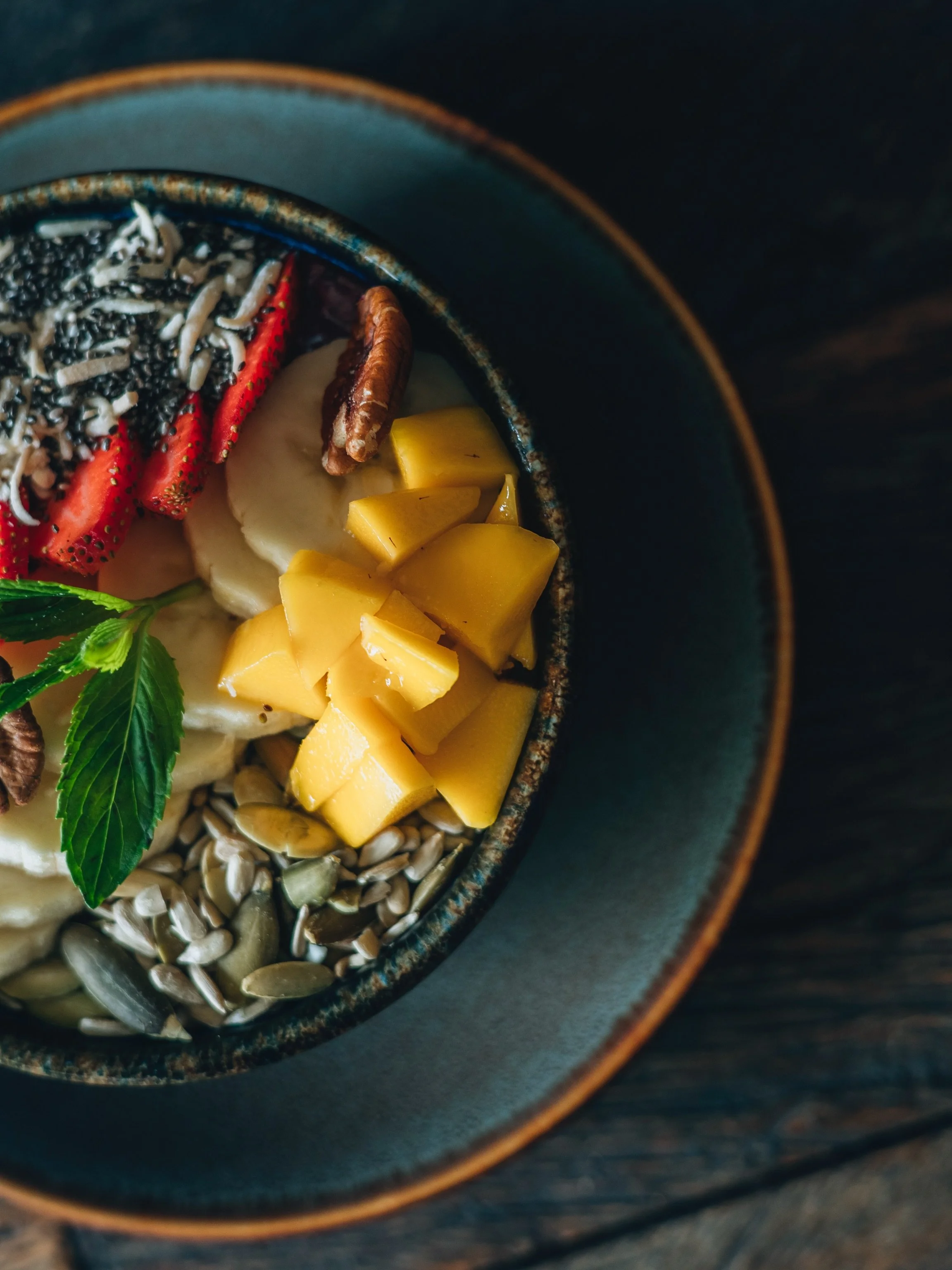 Fresh fruit, crunchy seeds, and all the good energy to start your day right.
Welcome to Del Cielo ☕️🌿

#DelCieloTulum #TulumBrunch #TulumCafes #TulumLife