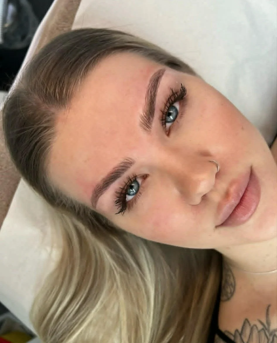 ✨ MICROBLADING