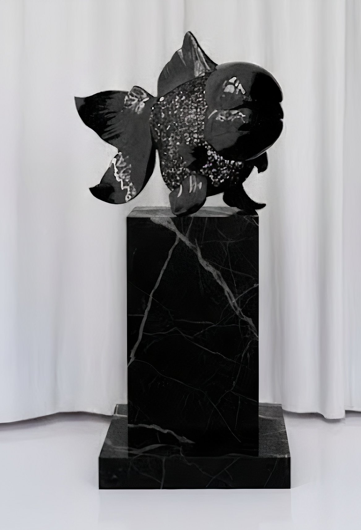 Petite Nishikigoi Elegance in Metal Black : Mizu no Kasai Whispers