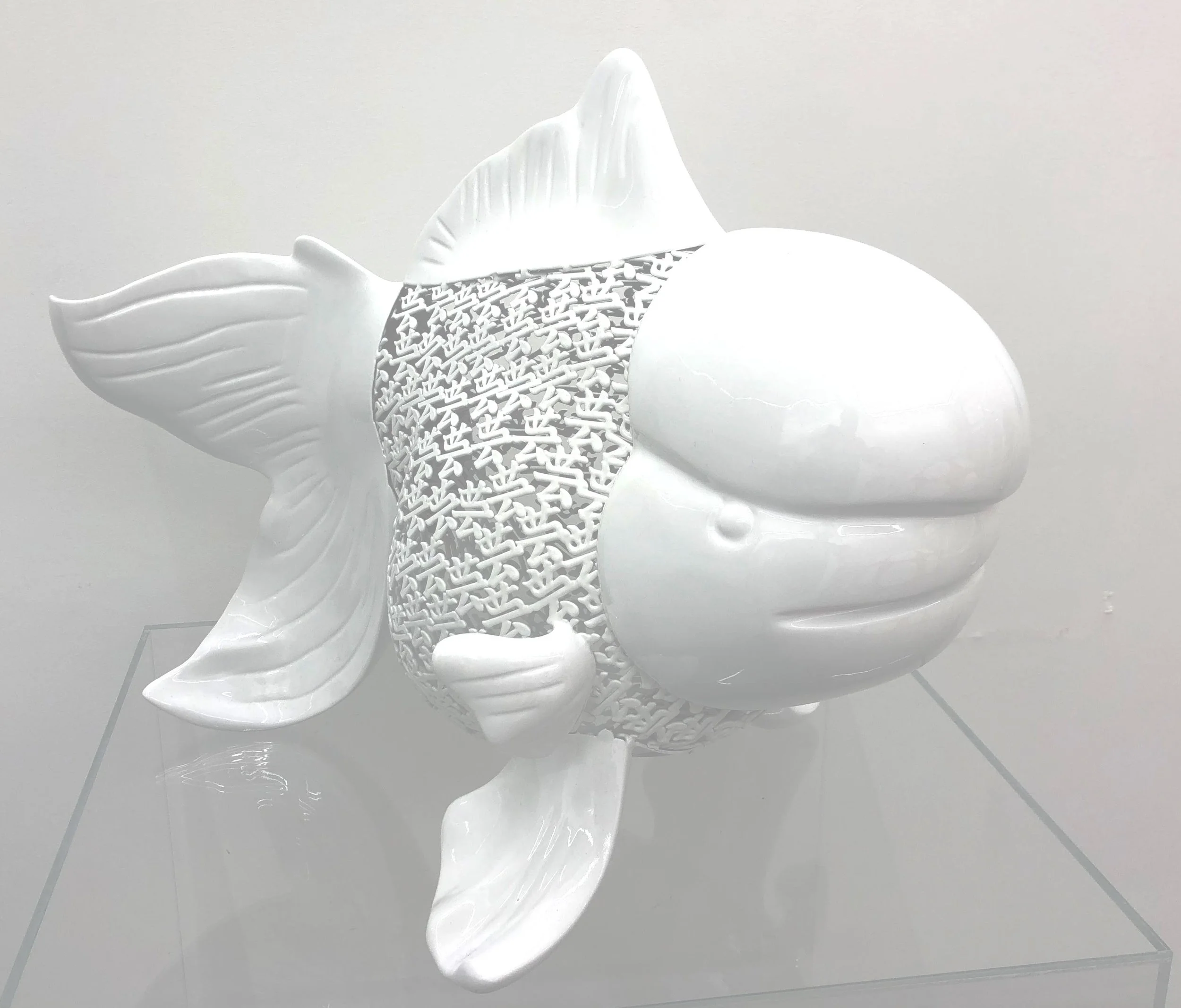 Petite Nishikigoi Elegance in Metal White: Mizu no Kasai Whispers