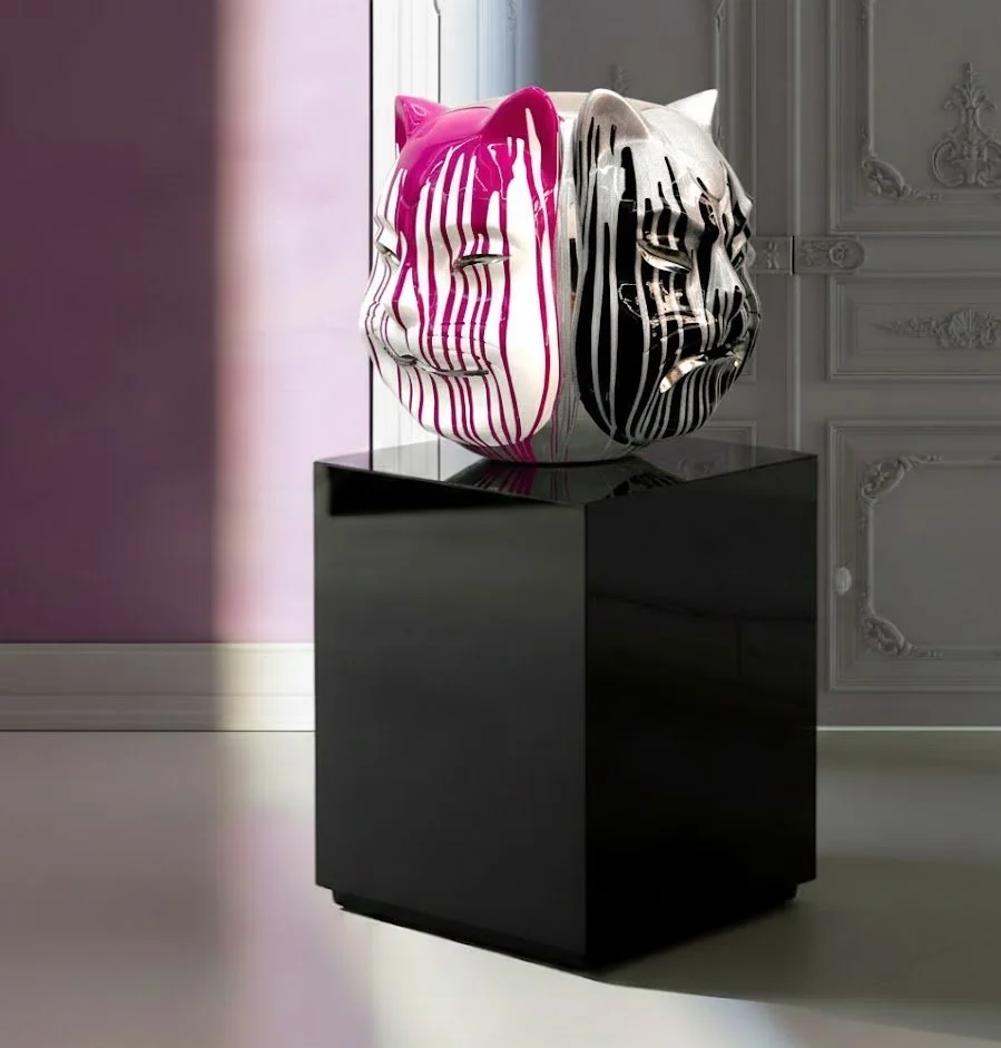 Onmyodo : Samuraicat’s Polychrome Duality – Stripes of Azure, Rose & Silver