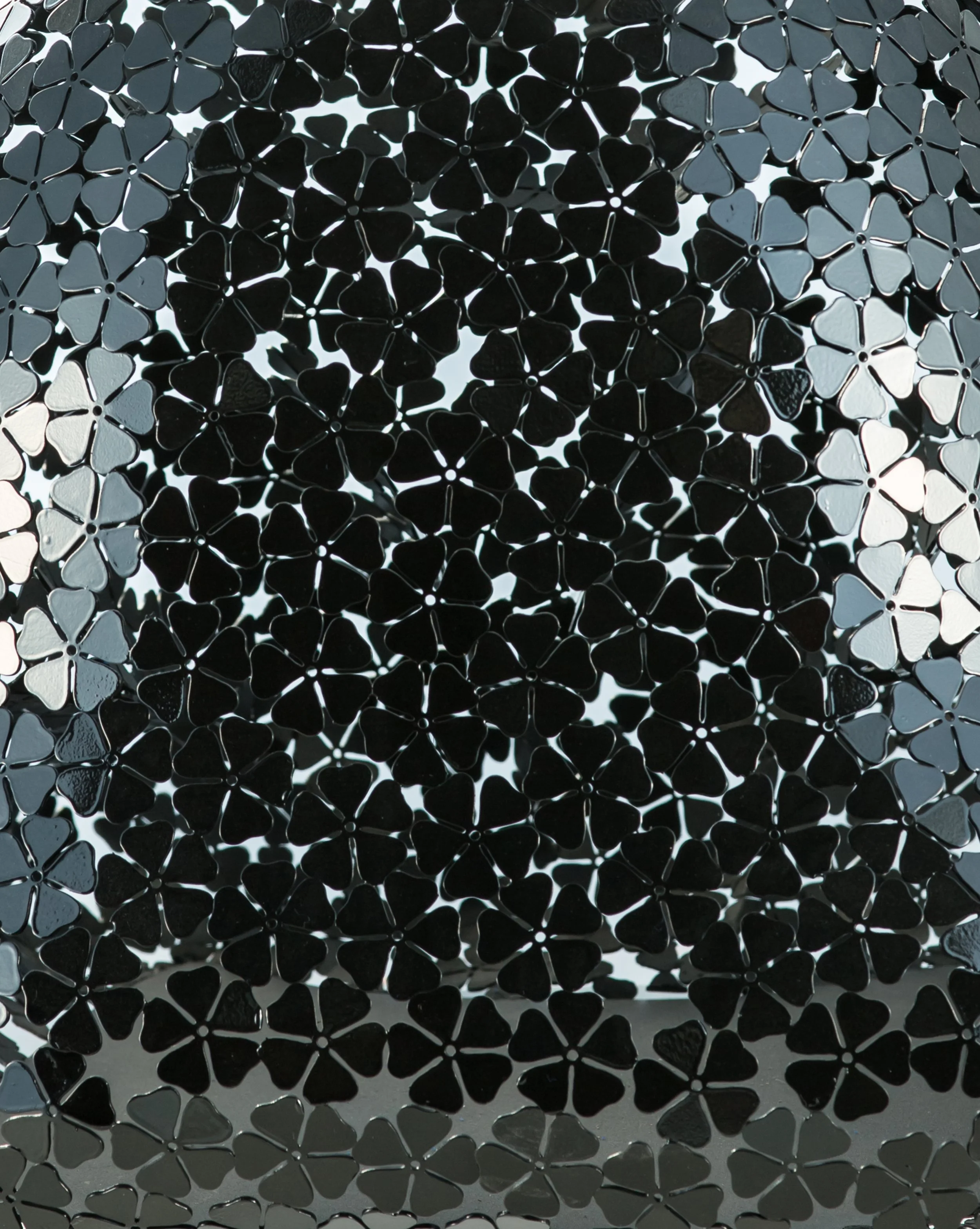 Pandasan’s Petite Blossom: Onyx Serenade