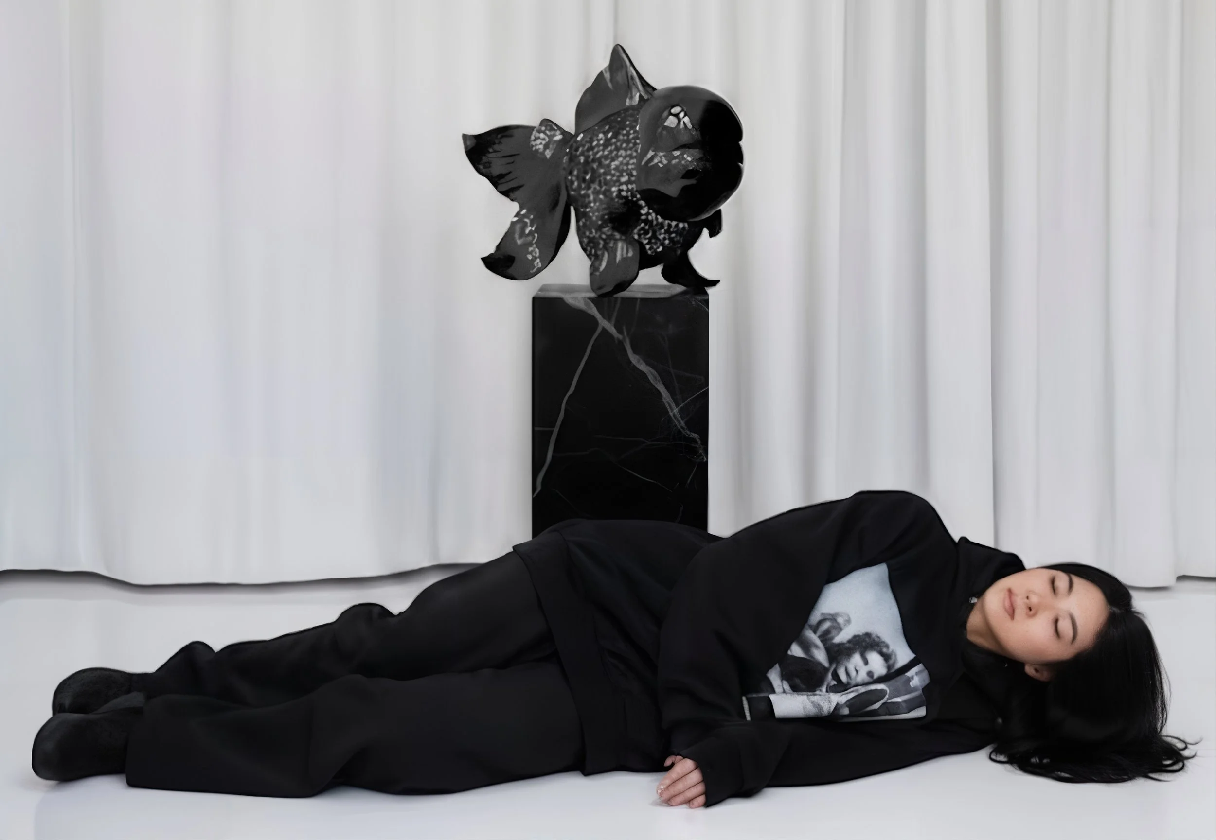 Petite Nishikigoi Elegance in Metal Black : Mizu no Kasai Whispers