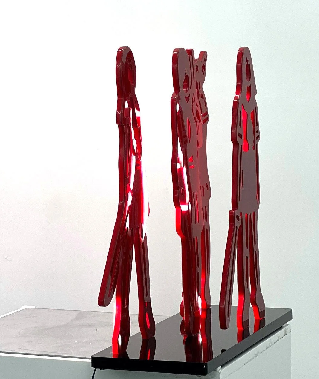 Luminous Schoolgirls Quartet : Scarlet Elegy of the Tragical Island