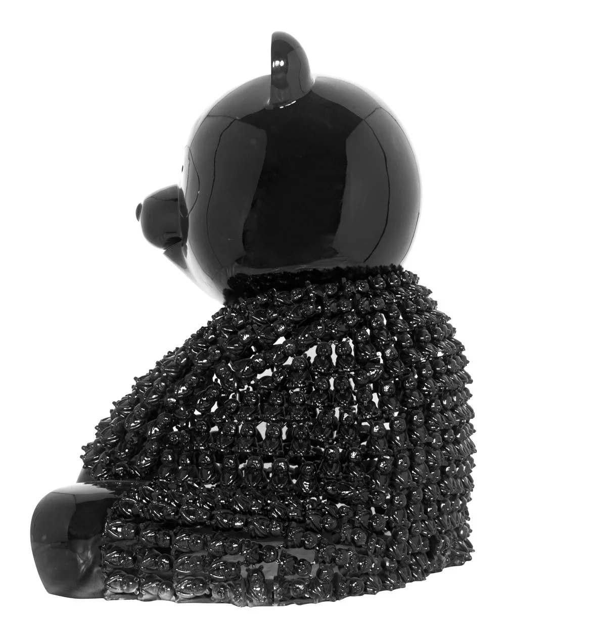 Pandason's Black : A Lilliputian Ballet of Chromatic Marvels