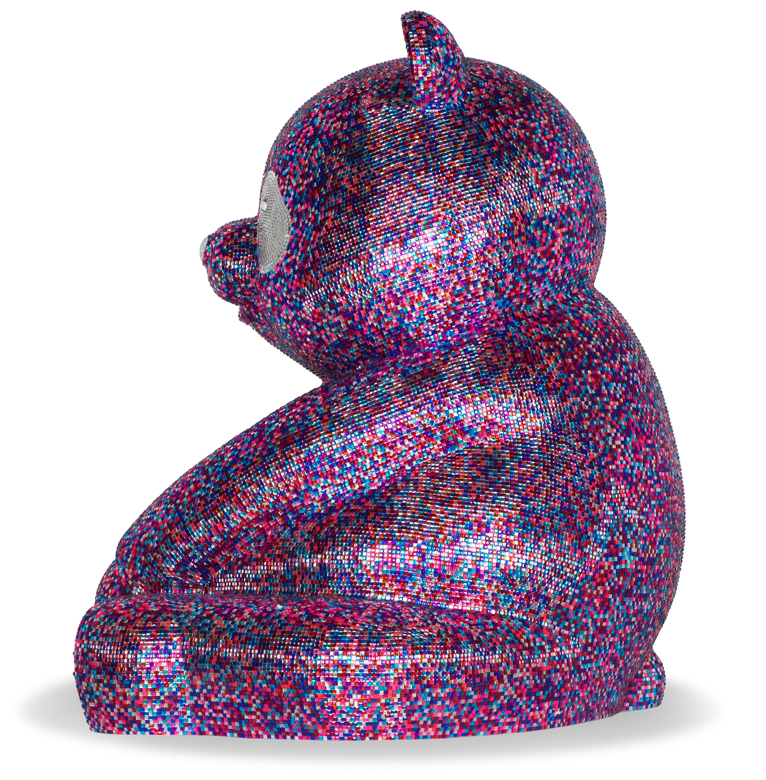 A Pandasan’s Radiance: Rose Quartz Luminescence