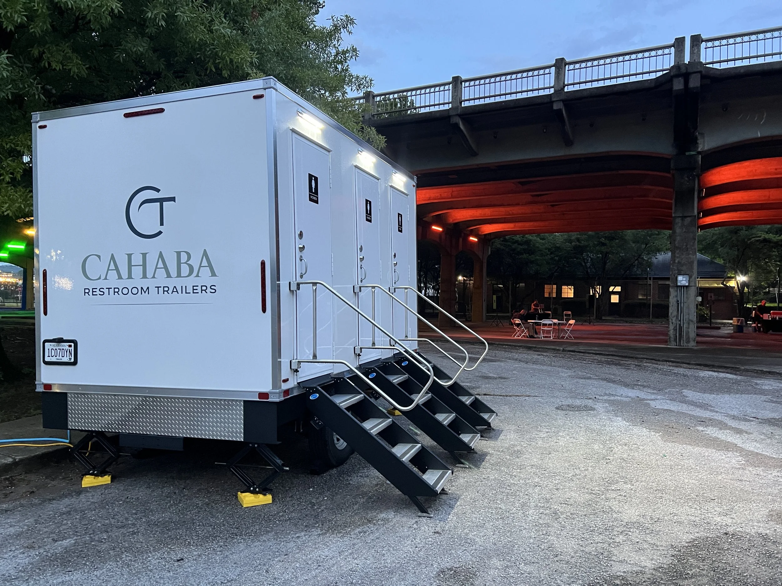 Luxury restroom rentals serving the Birmingham, Mountain Brook, Homewood, Vestavia Hills, Hoover, Trussville, Gardendale, Pelham, Helena, Chelsea, Leeds, Moody, Oxford, Tuscaloosa, Auburn, Huntsville, and Montgomery areas 