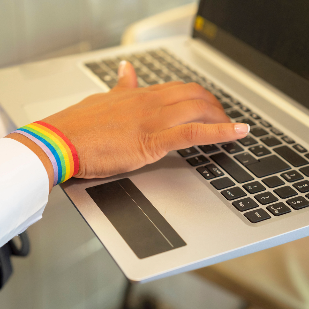 Thinking about virtual therapy? Here is what to expect.
