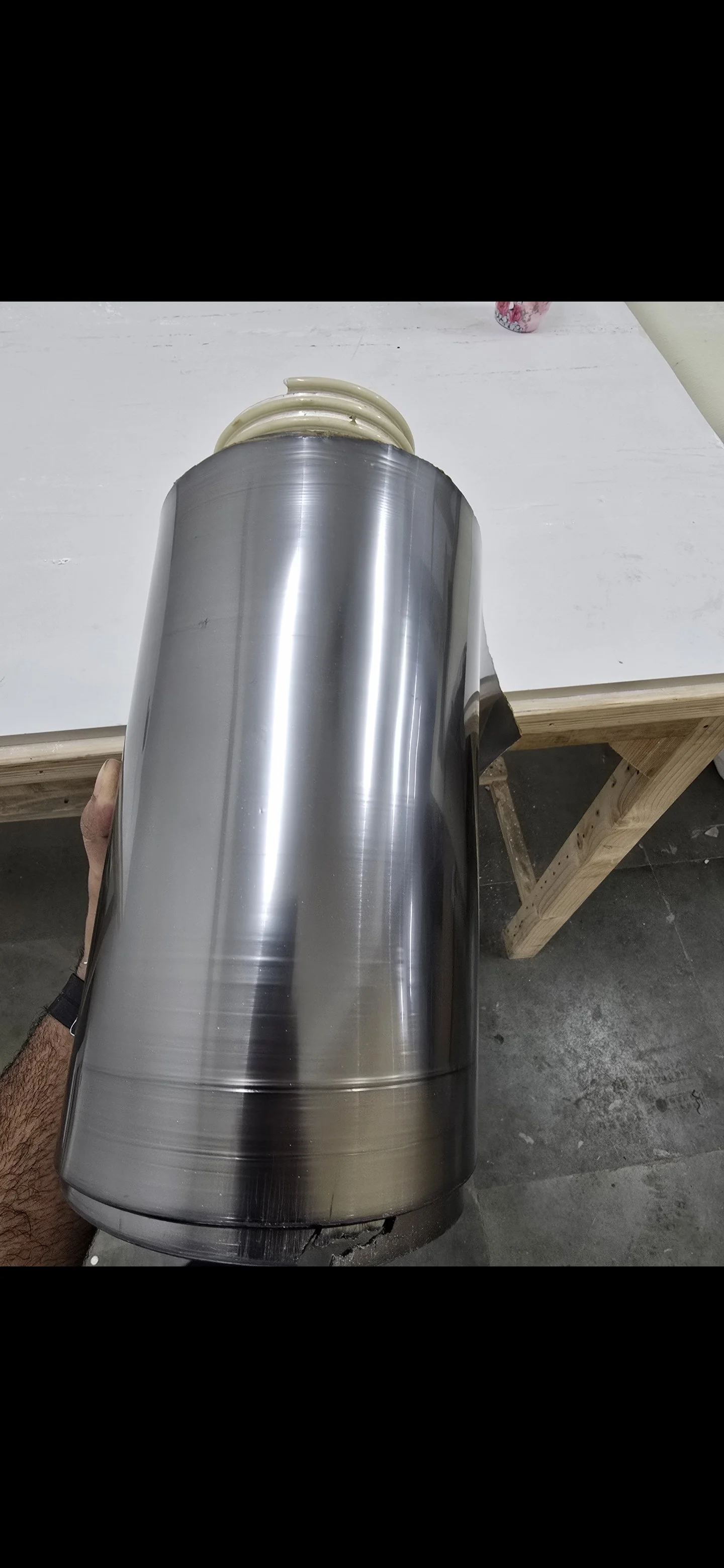 polyester sheet in shell imitation effect for making of blanks and for production of shirt and coat buttons for fashion accessories