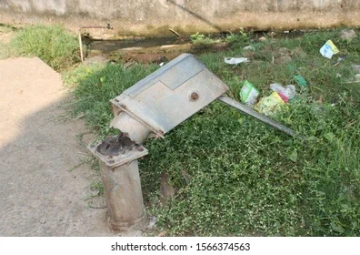 broken-down-hand-water-pump-260nw-1566374563.webp