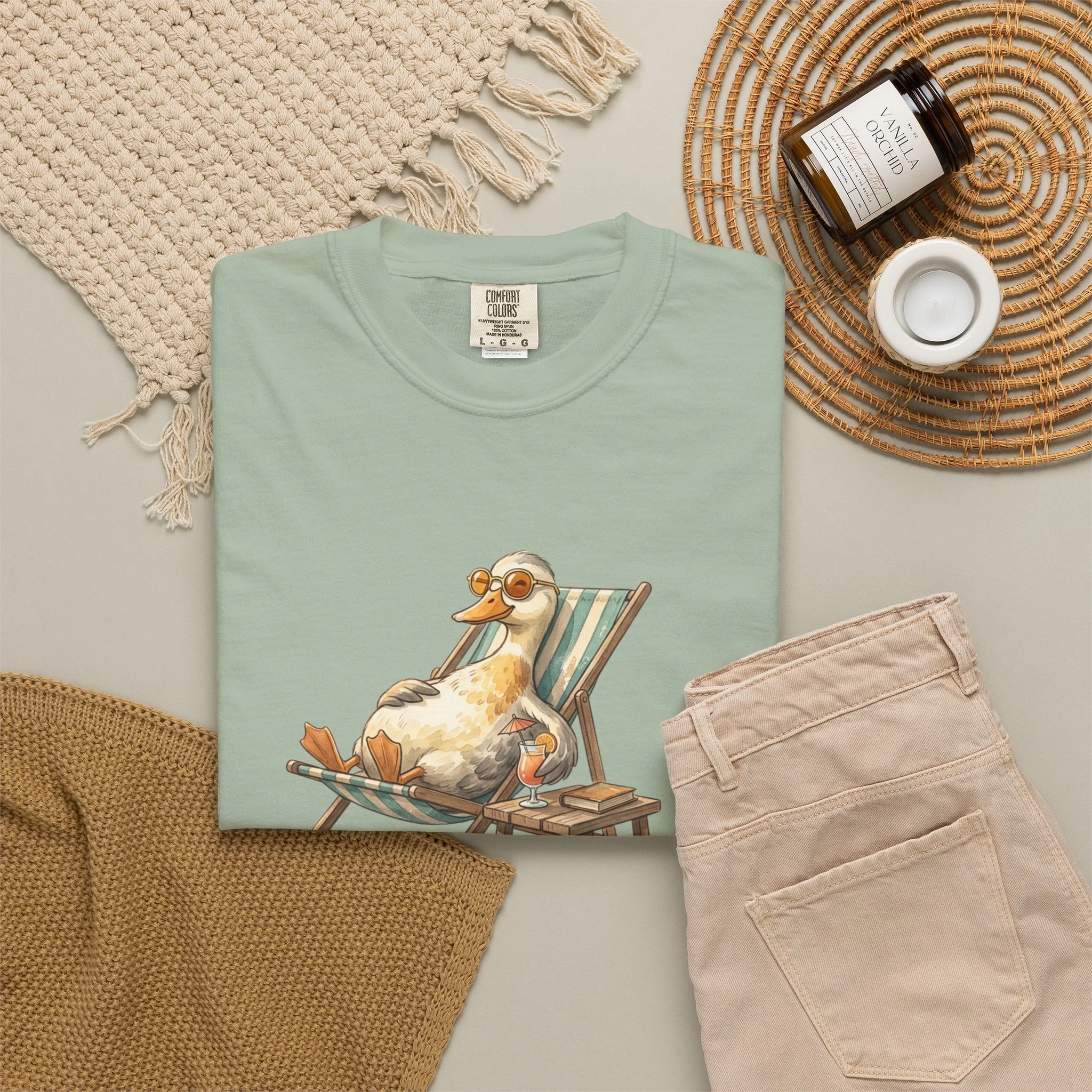 Relaxing Duck on Deck Chair T-shirt | Lazy Duck Illustration