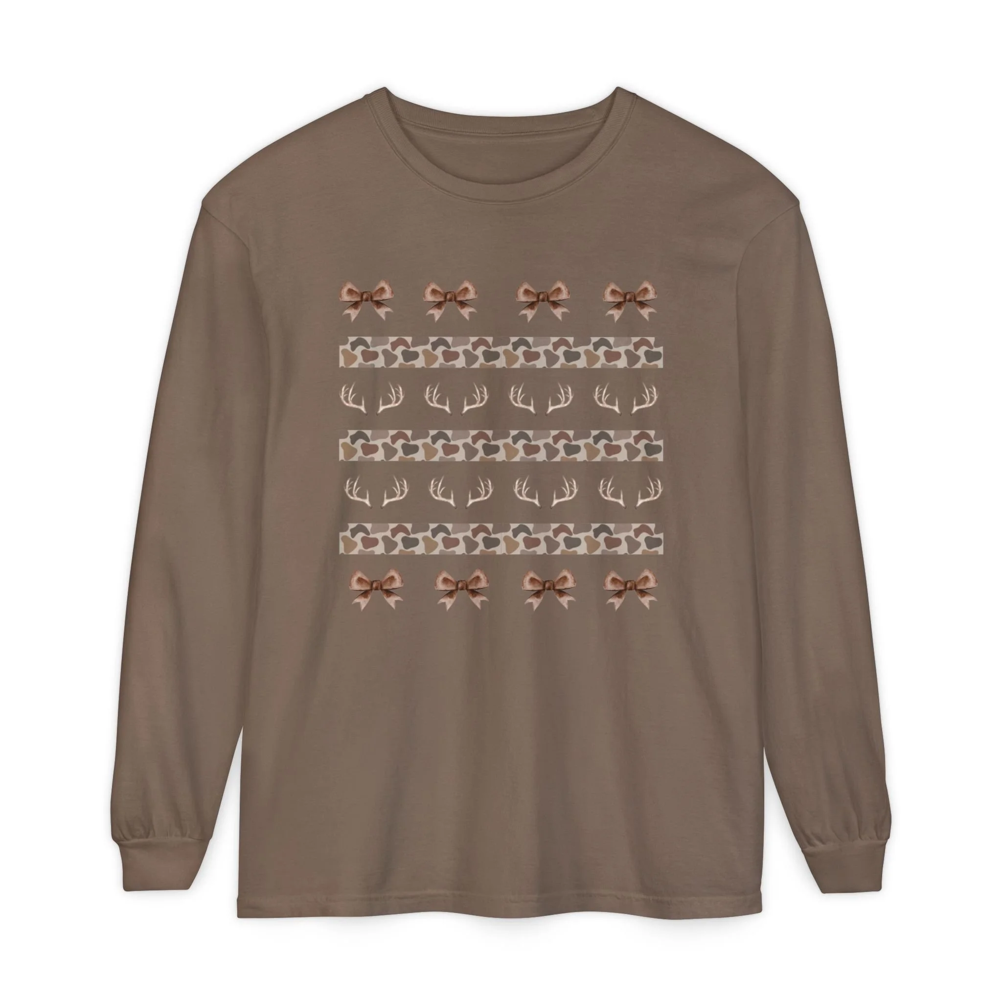Camo Bow and Deer Antler Pattern Long Sleeve T-Shirt