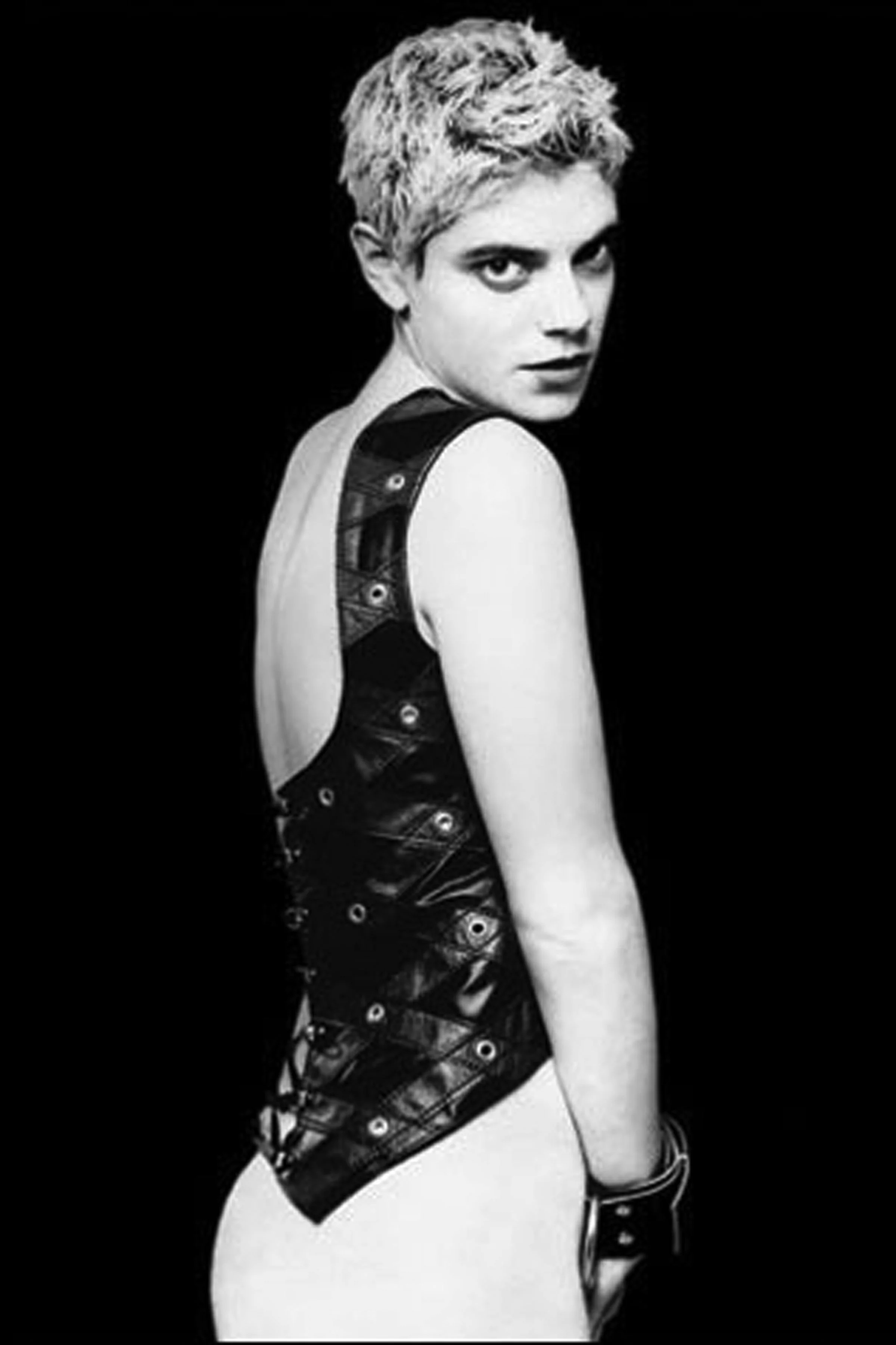 HEIDI_CORSET_GRAYSCALE.jpg