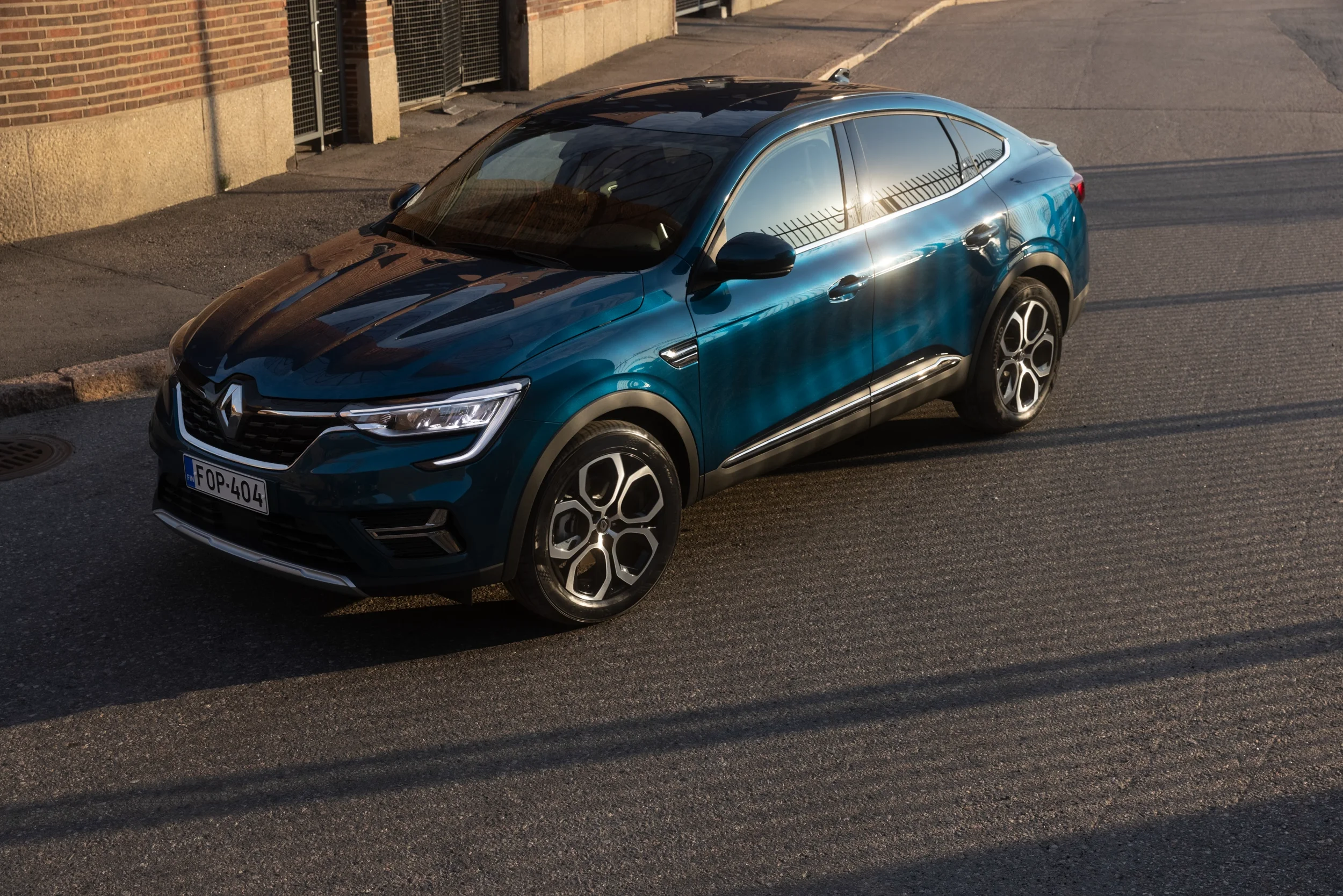 Renault_Arkana_HF5-7.webp