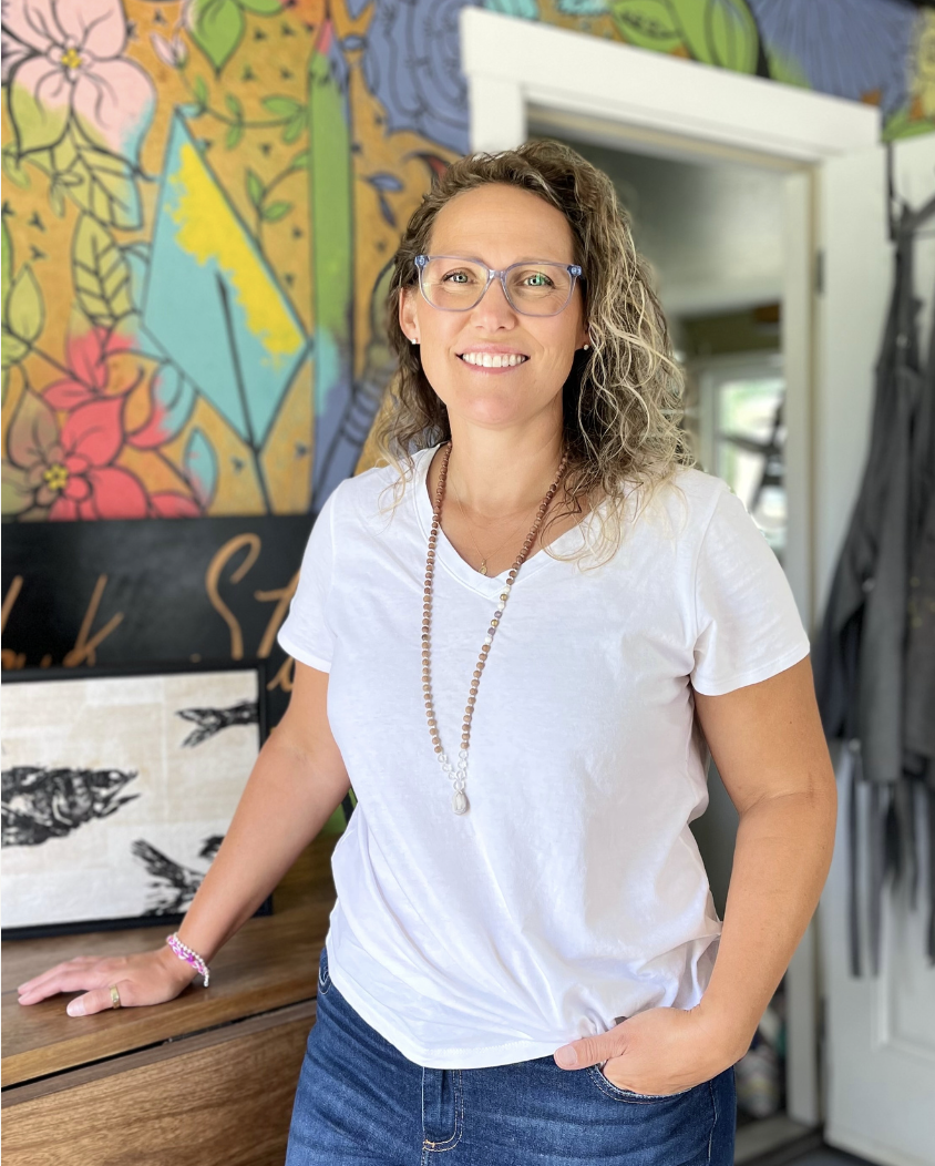 Artist Erin Stelmaschuk Biegel, Medicine Hat gallery, Bow Island Alberta, rural art, western art, prairie inspired, Copper artist, copper , big sky art, landscapes, custom cowboy hats, western hats adorned with copper, art room founder, gallerist, so