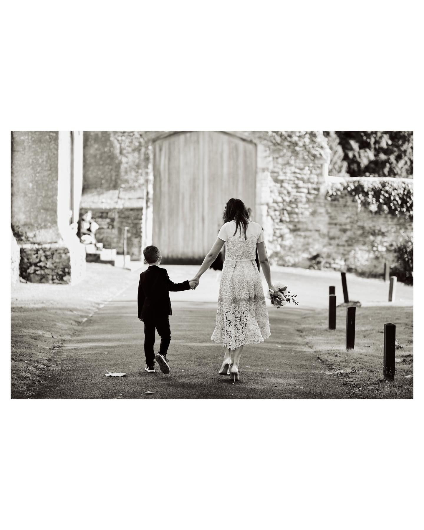 The time is right. I&rsquo;m bidding a fond farewell to wedding photography&hellip;on this Instagram account!

I&rsquo;ve decided it&rsquo;s time for my wedding photography to have its own home, so it doesn&rsquo;t get lost amongst all of the events,