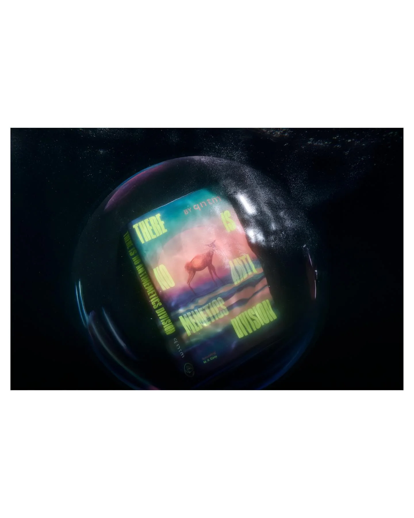 Enjoyed shooting this one, the sci-fi / horror from QNTM (There Is No Antimemetics Division)

As always, should have taken some BTS - that first shot was in a bucket of water 💦 and totally wrecked the book (apologies to book lovers!) 📚 

#qntm #the