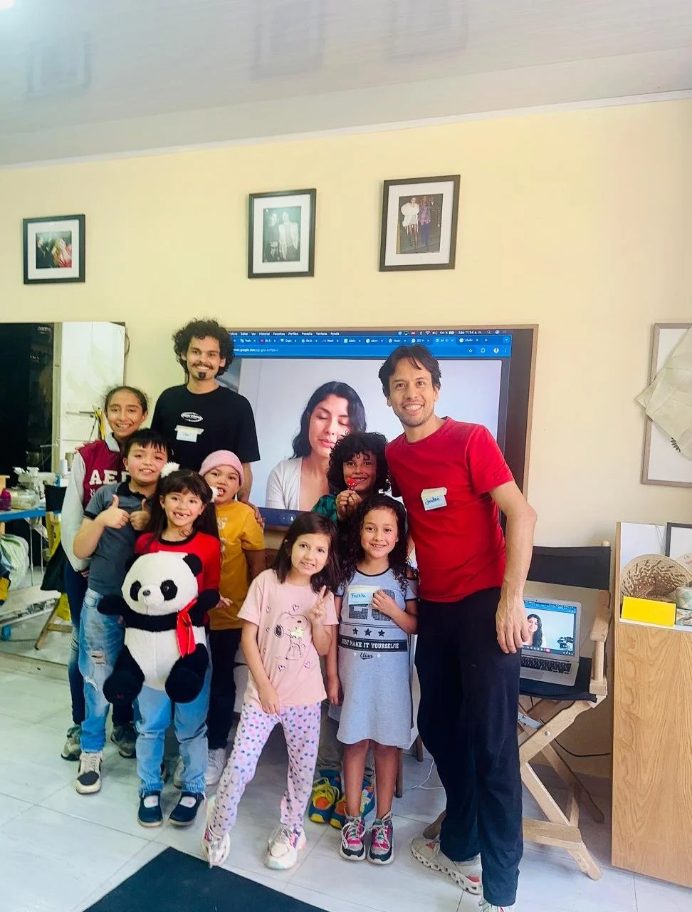 Sponsorship from the Austrian Embassy in Bogota for my social program sueños mesas creativas.