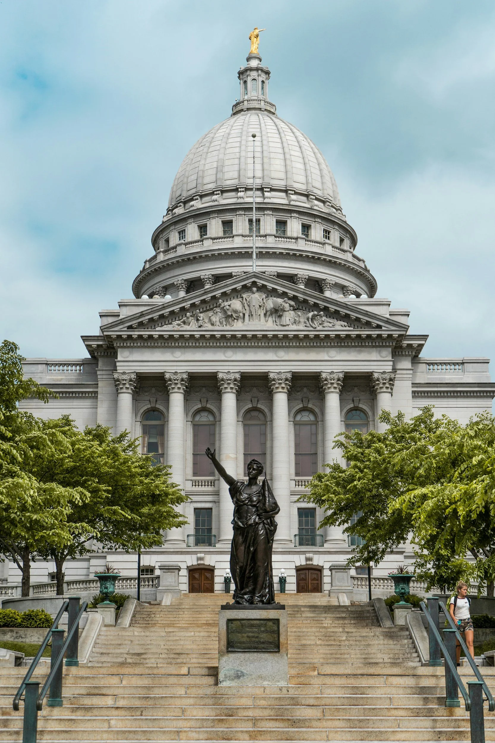 wisconsin government building