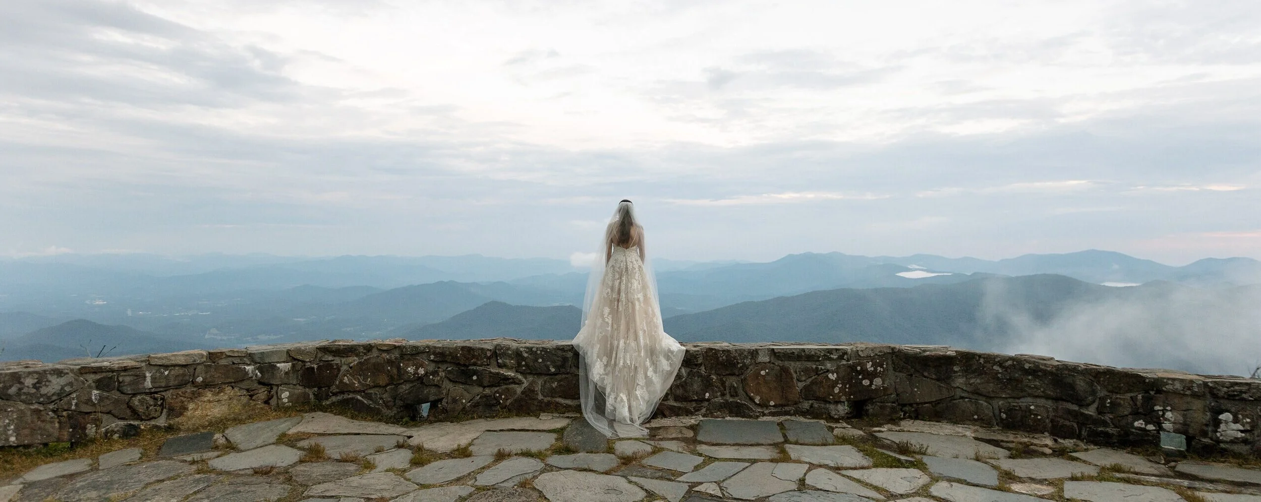 epic mountain view wedding locations