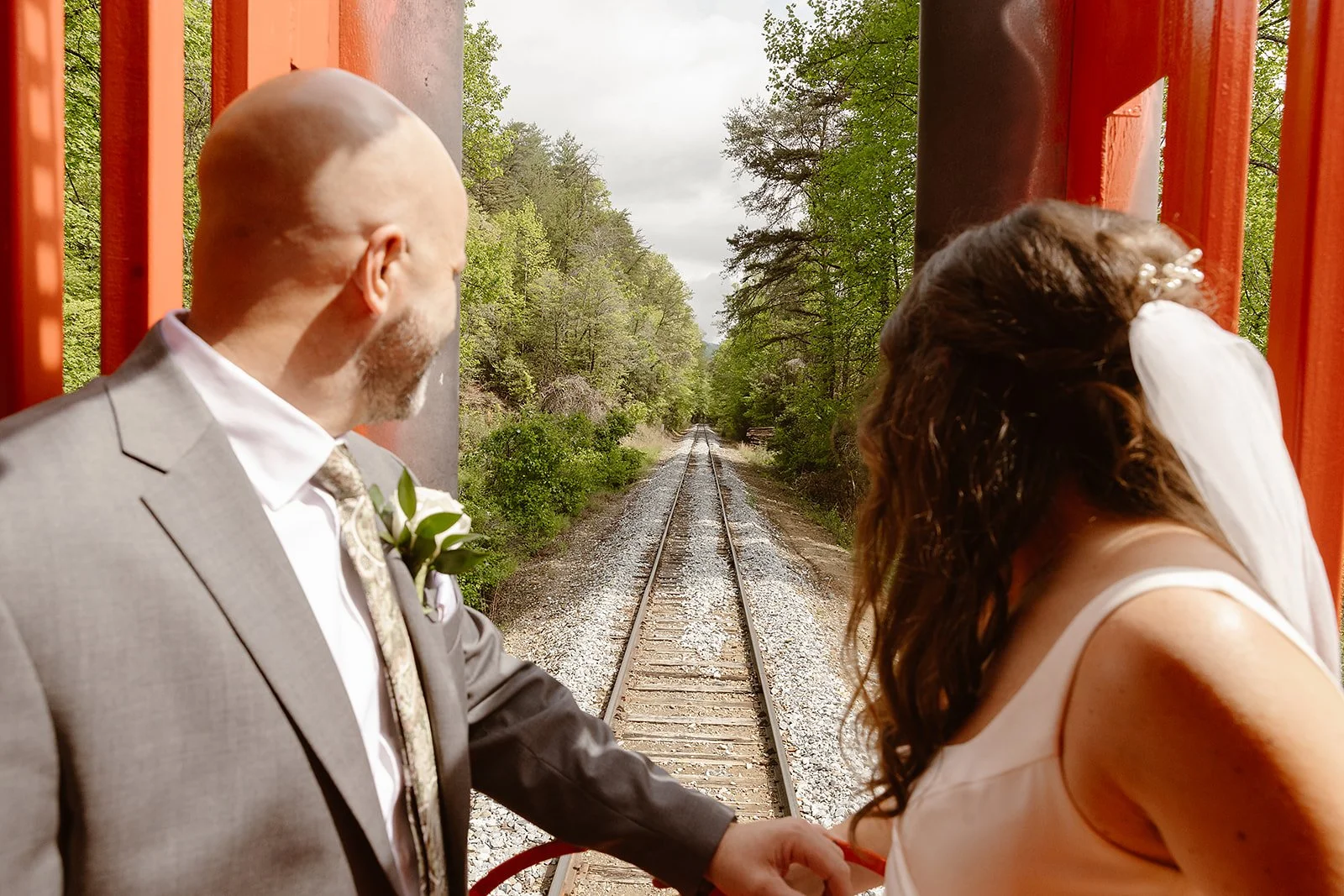 the best elopement company in the mountains