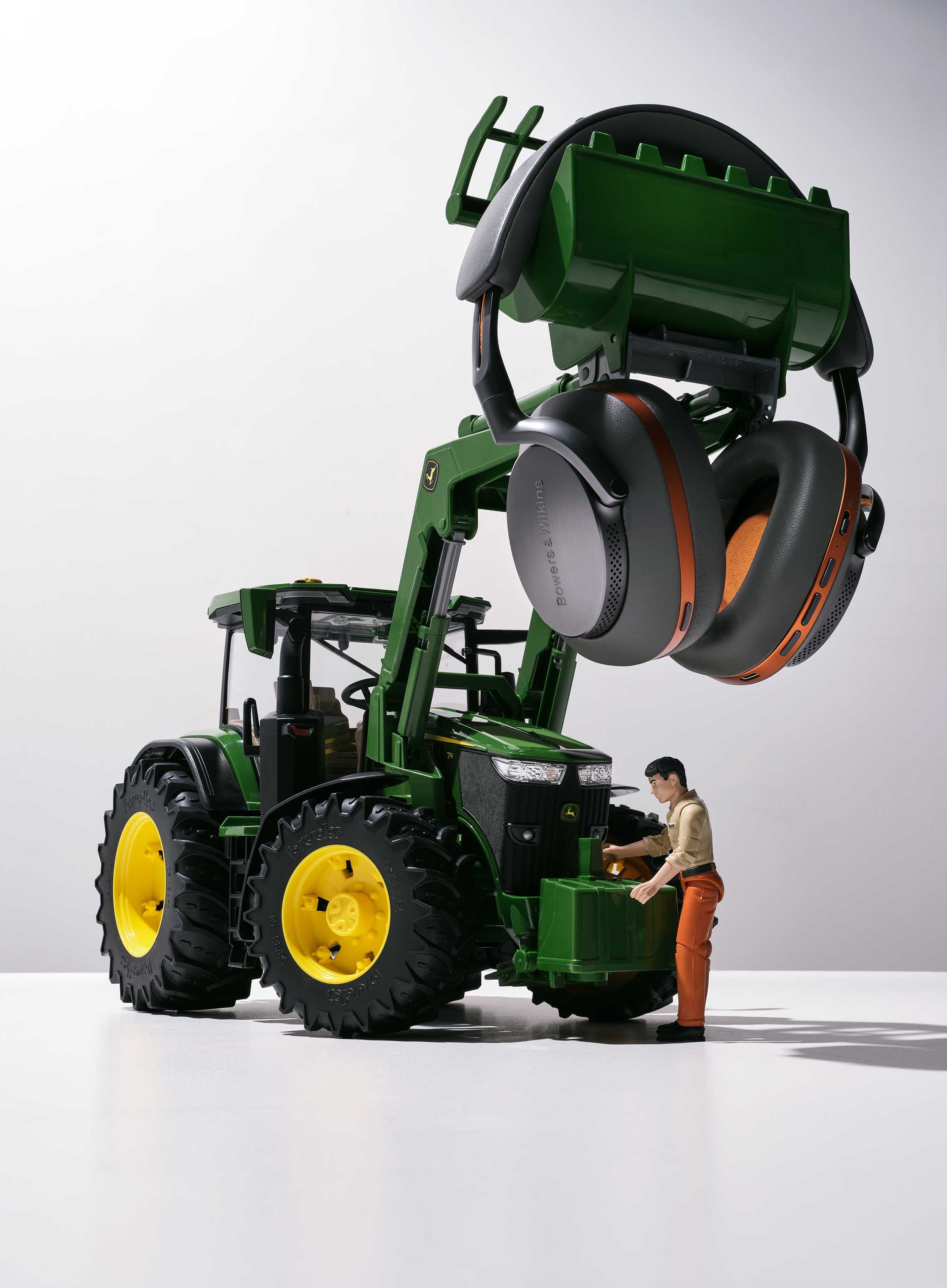 Wired_006.jpg