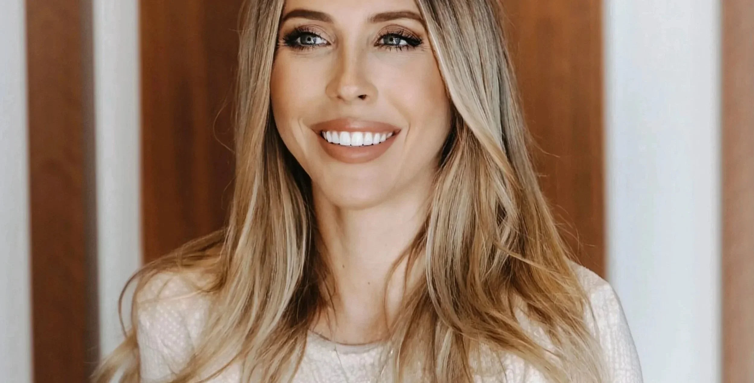 Lisa Kent, LCSW, holistic trauma therapist and owner of Ouro House.