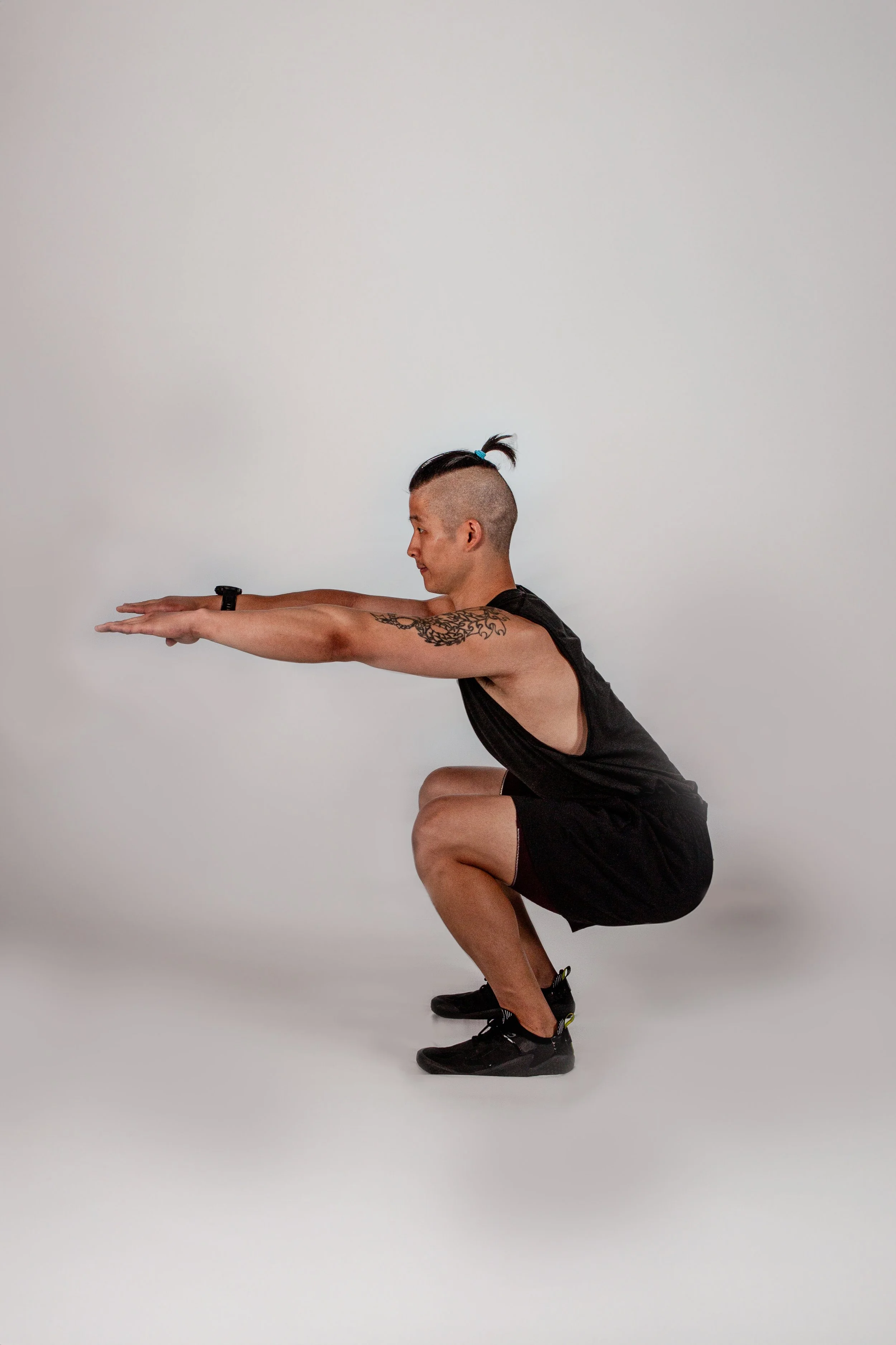 002 Bodyweight Squat 3.jpg