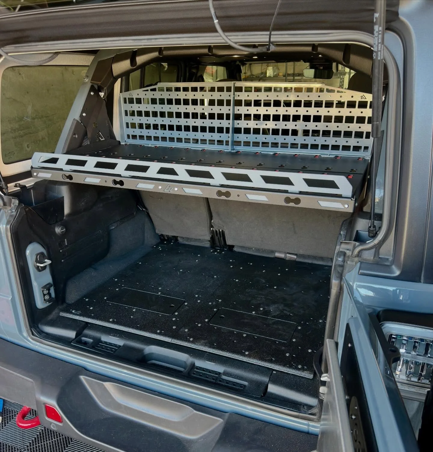 Got that American Adventure Labs mass plus system in as well as their shelf. I tried to paint the bare parts Anvil to match my jeep, didn&rsquo;t turnout to well lol. Maybe I need to reorder some parts and have them do them when I order my kitchen fl