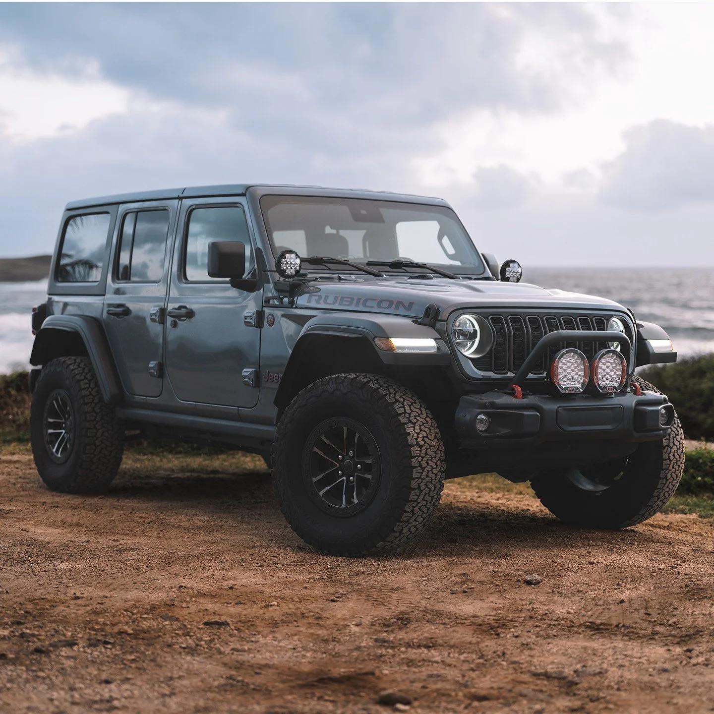 Early morning ocean air - #jeepwrangler #arbusa #nacholighting #rubiconxtreme #jeep #offroad4x4