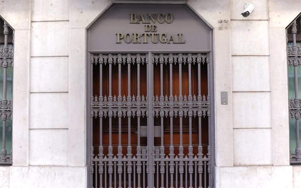 O banco não é teu amigo. O intermediário de crédito sim - se souberes escolher