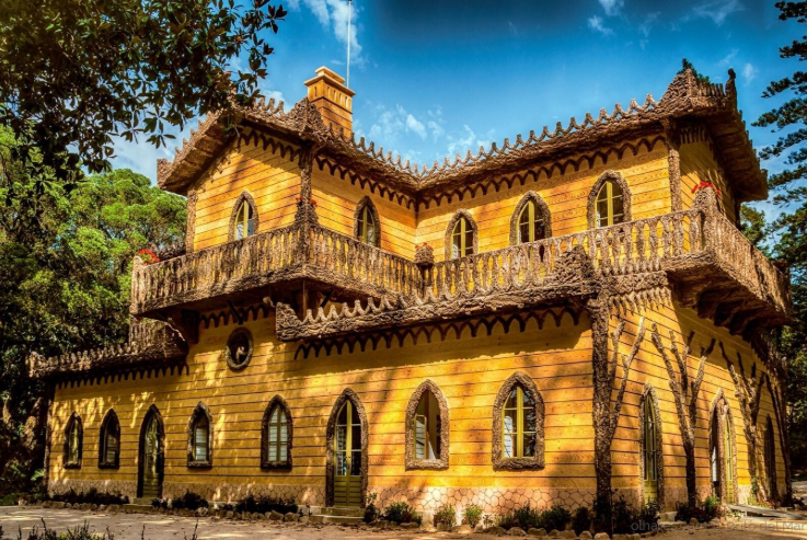 O que uma casa de férias do século XIX sabe sobre habitar que a maioria das casas novas esqueceu.