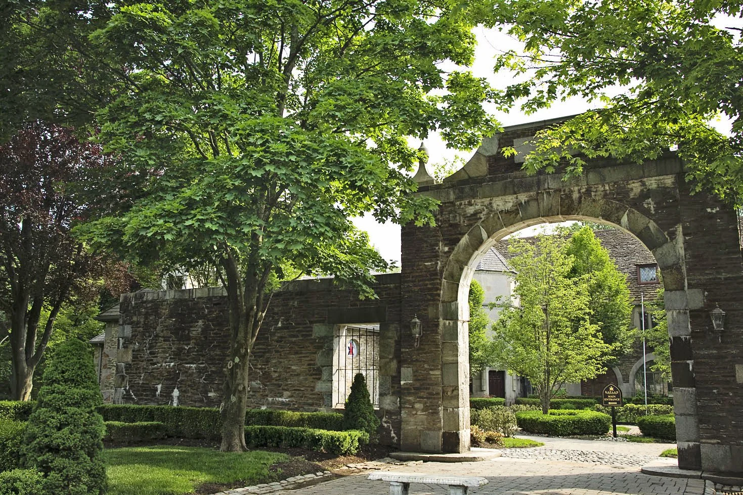 EDITED WEB ENTRANCE photos0052.jpg