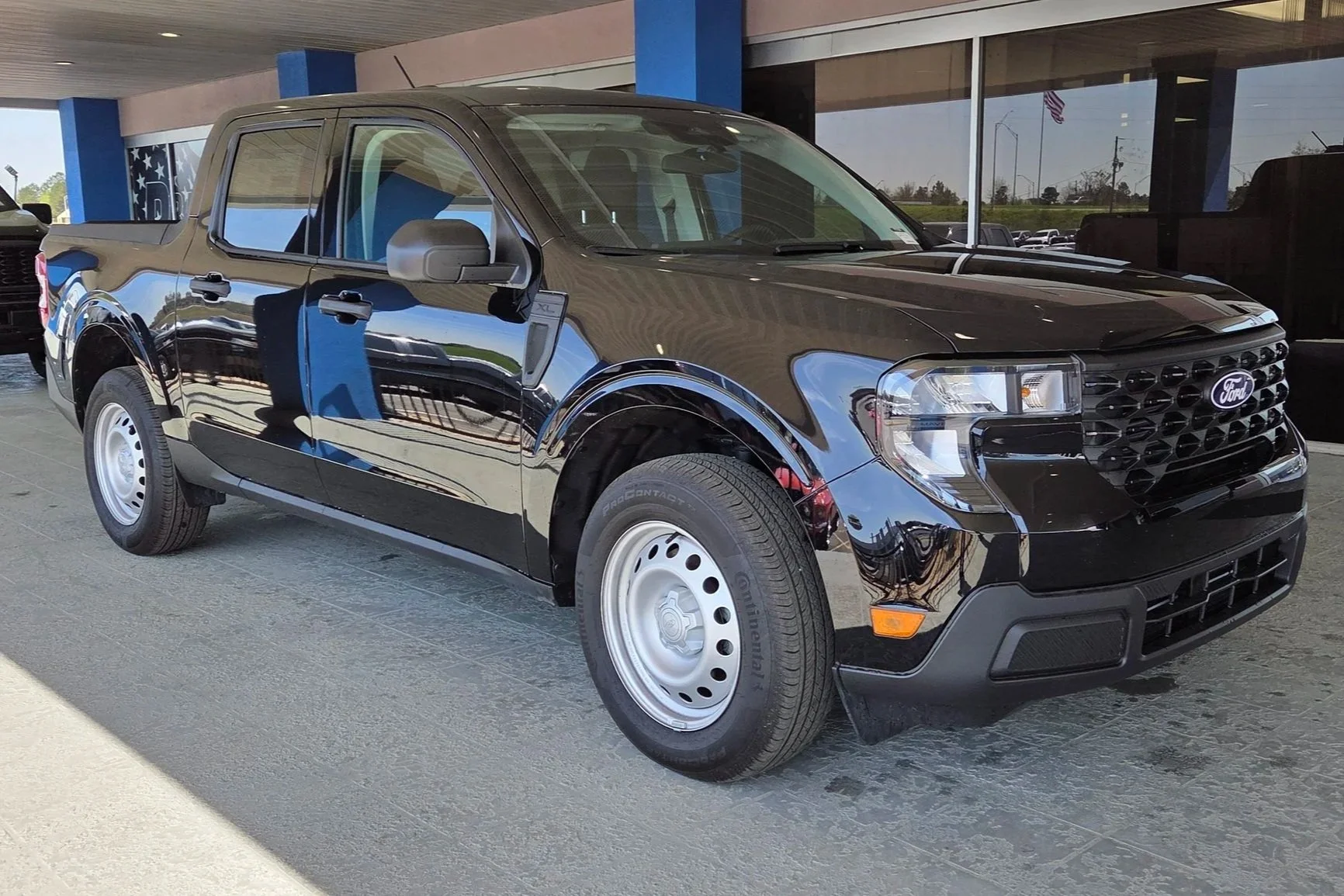 2025 Ford Maverick (Black) - CURRENTLY UNAVAILABLE