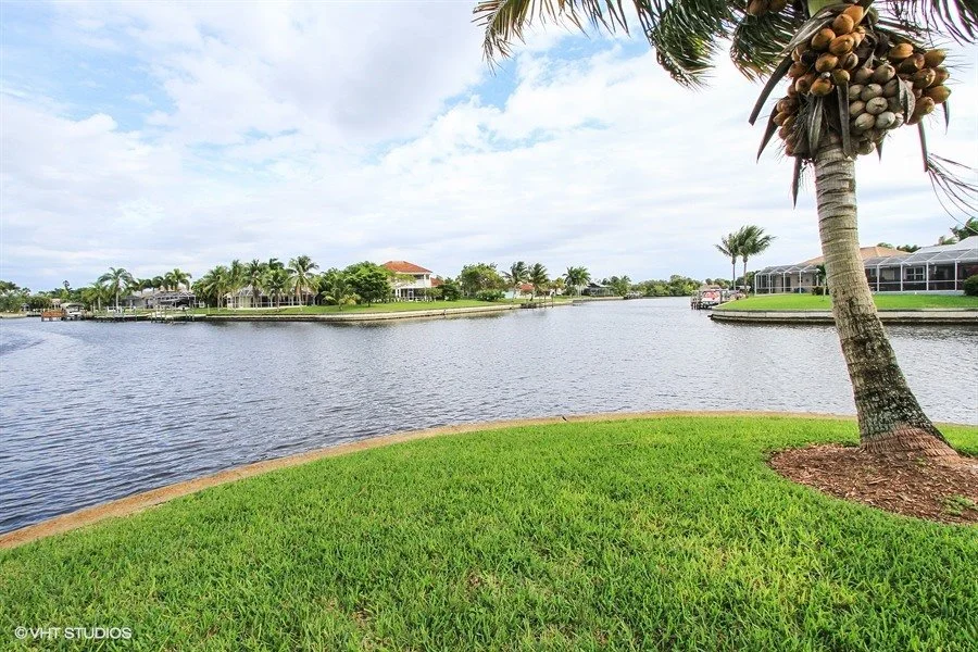18_1930-SE-21st-Ter_87_Intersecting-canal-views_Web.jpg