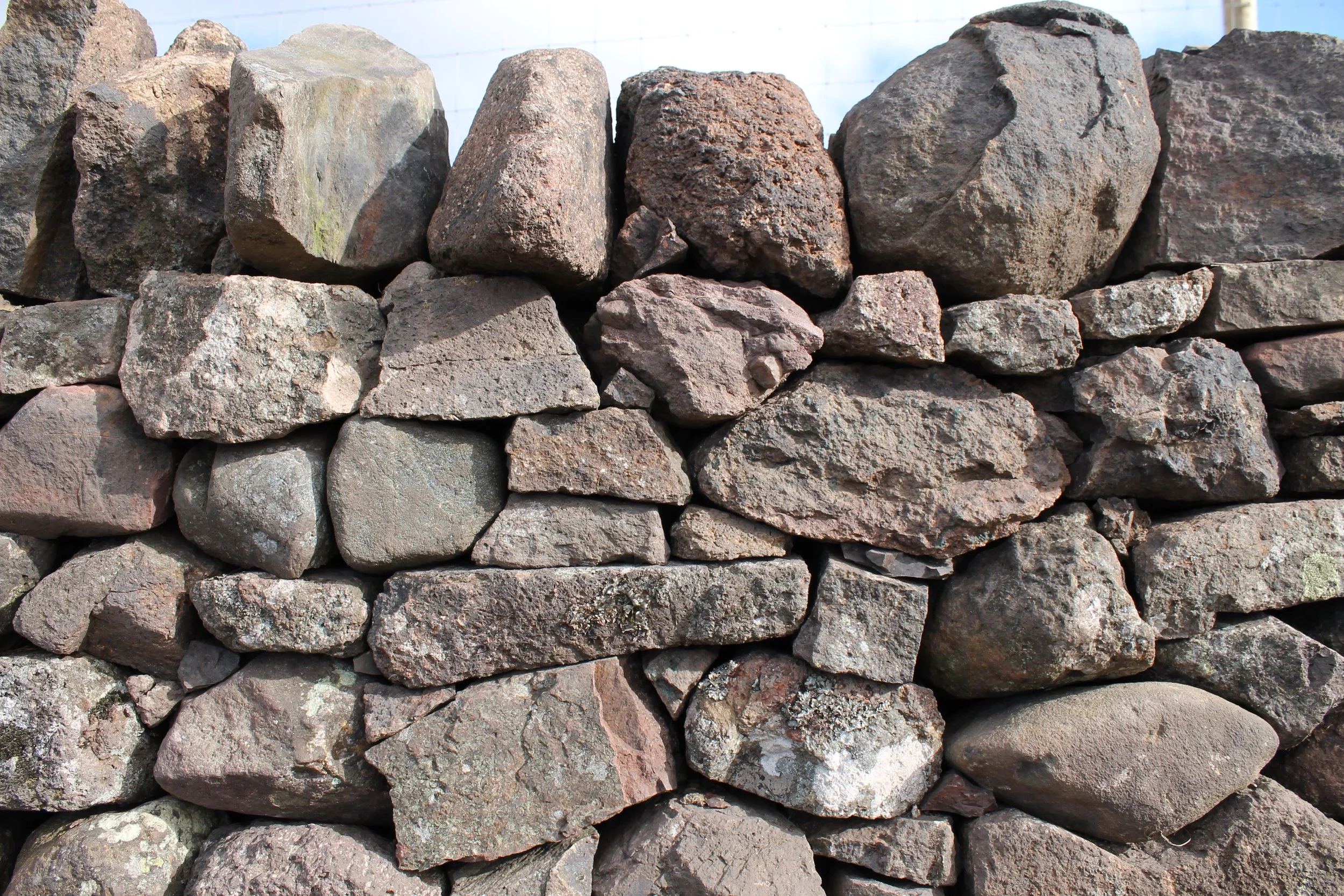 drystone-wall-repair-rebuild-perthshire-how-to-build-panel1.JPG