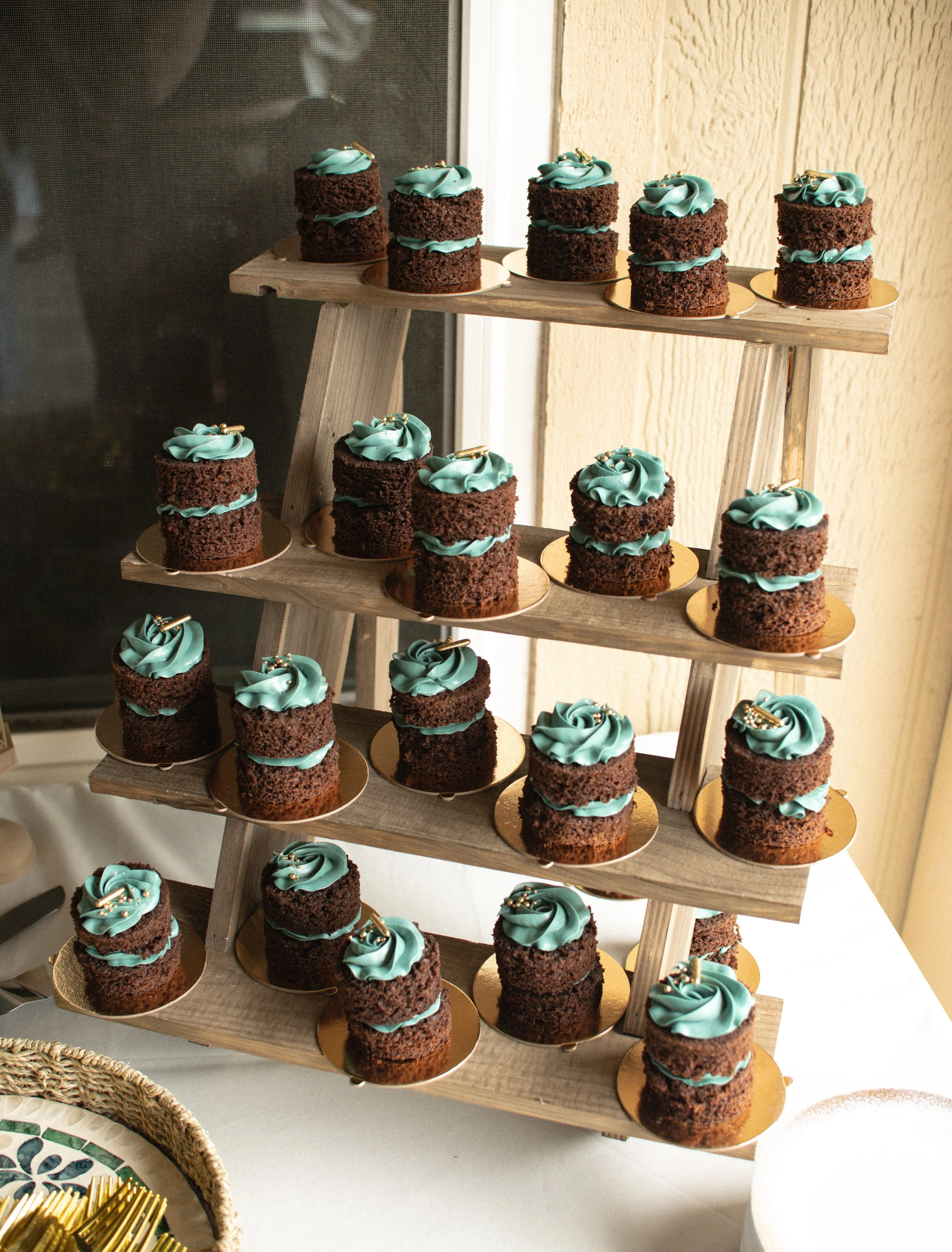 Petite Cakes