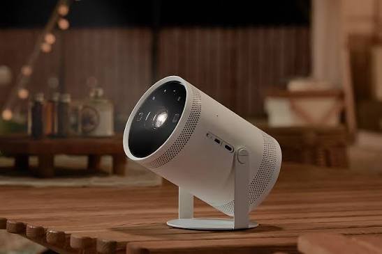 Samsung Freestyle projector