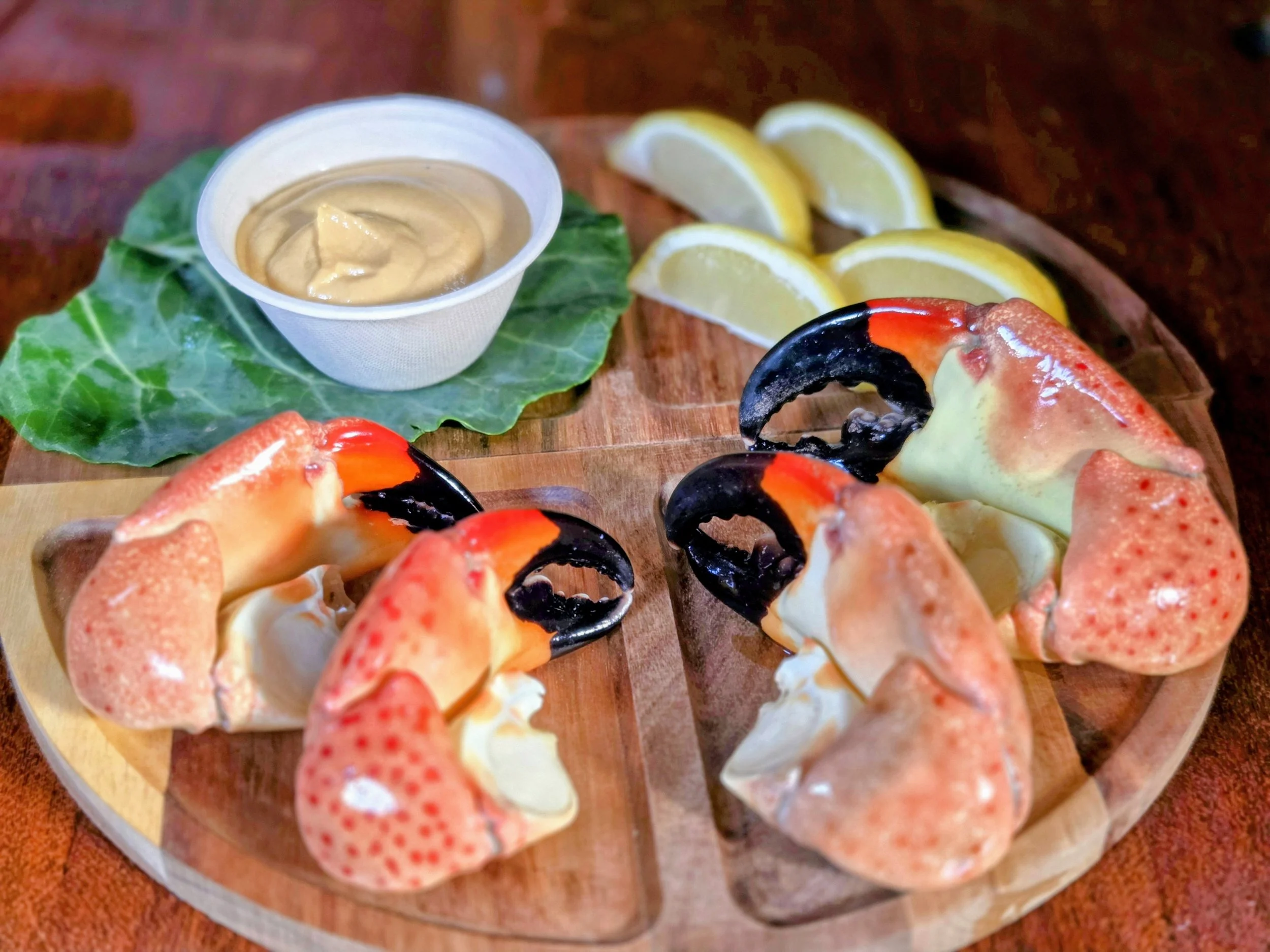 Stone Crab Claws(Already cooked )