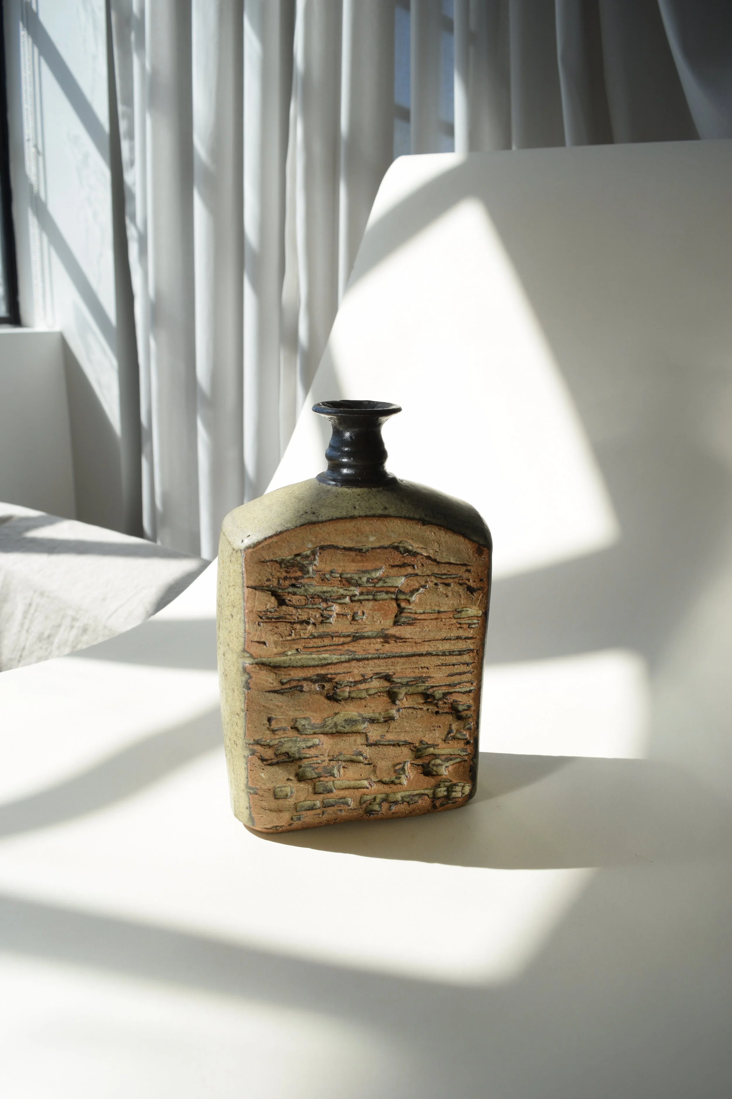 Jerry Meek Brutalist Ceramic Vessel, Hawaii