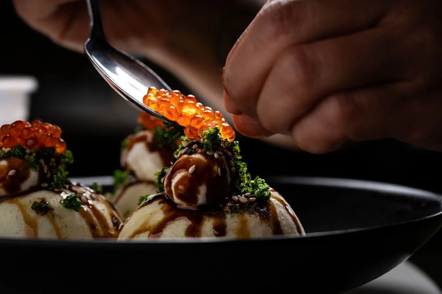 The things we'd do for these buns...⁠
⁠
Mantou with chive steamed buns, soy glaze, sour cream butter, and a spoonful of trout roe.