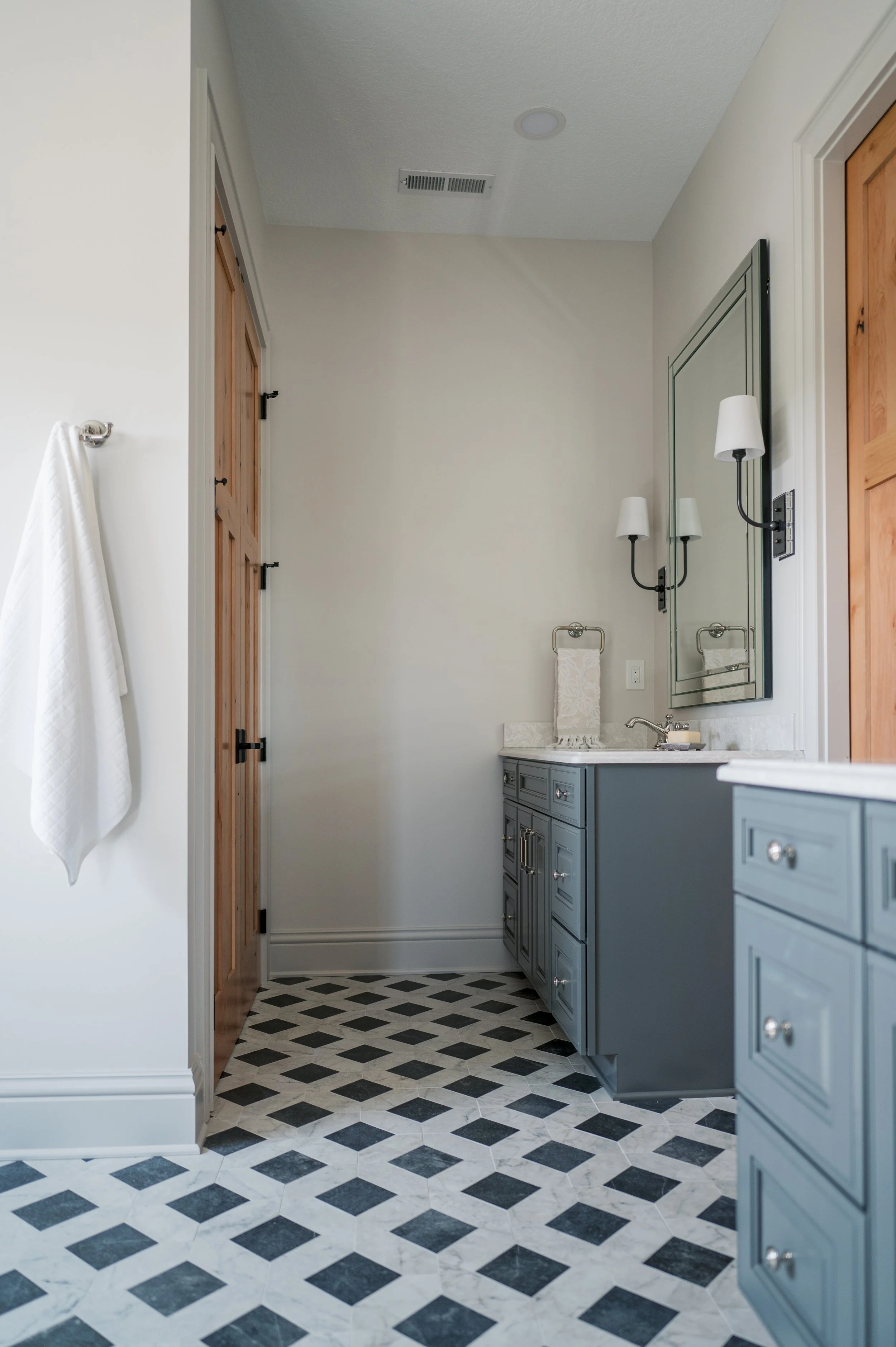 TD_Bathroom (Primary)-23.jpg
