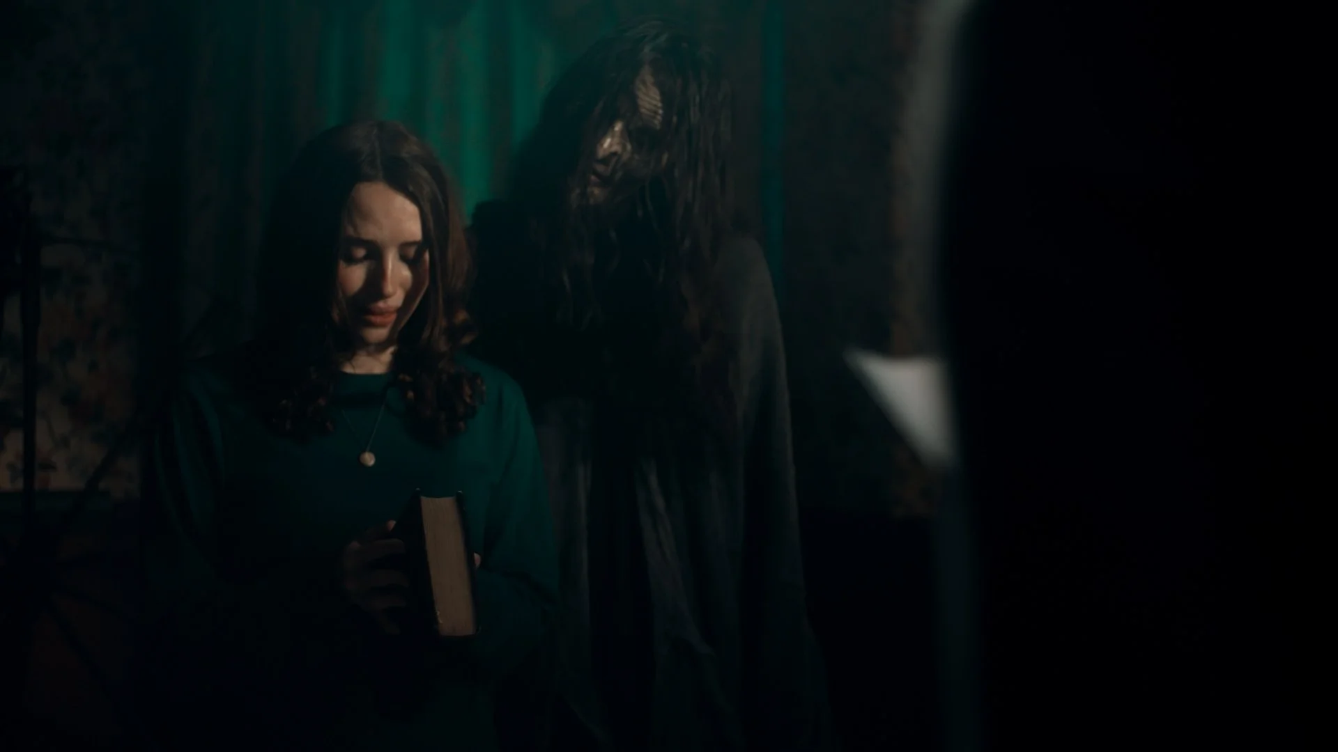 409_The Hag.jpg