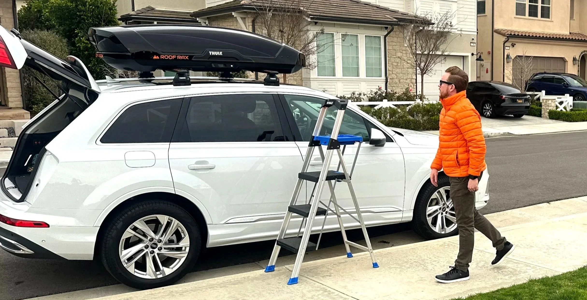 Should You Rent or Buy a Cargo Box?