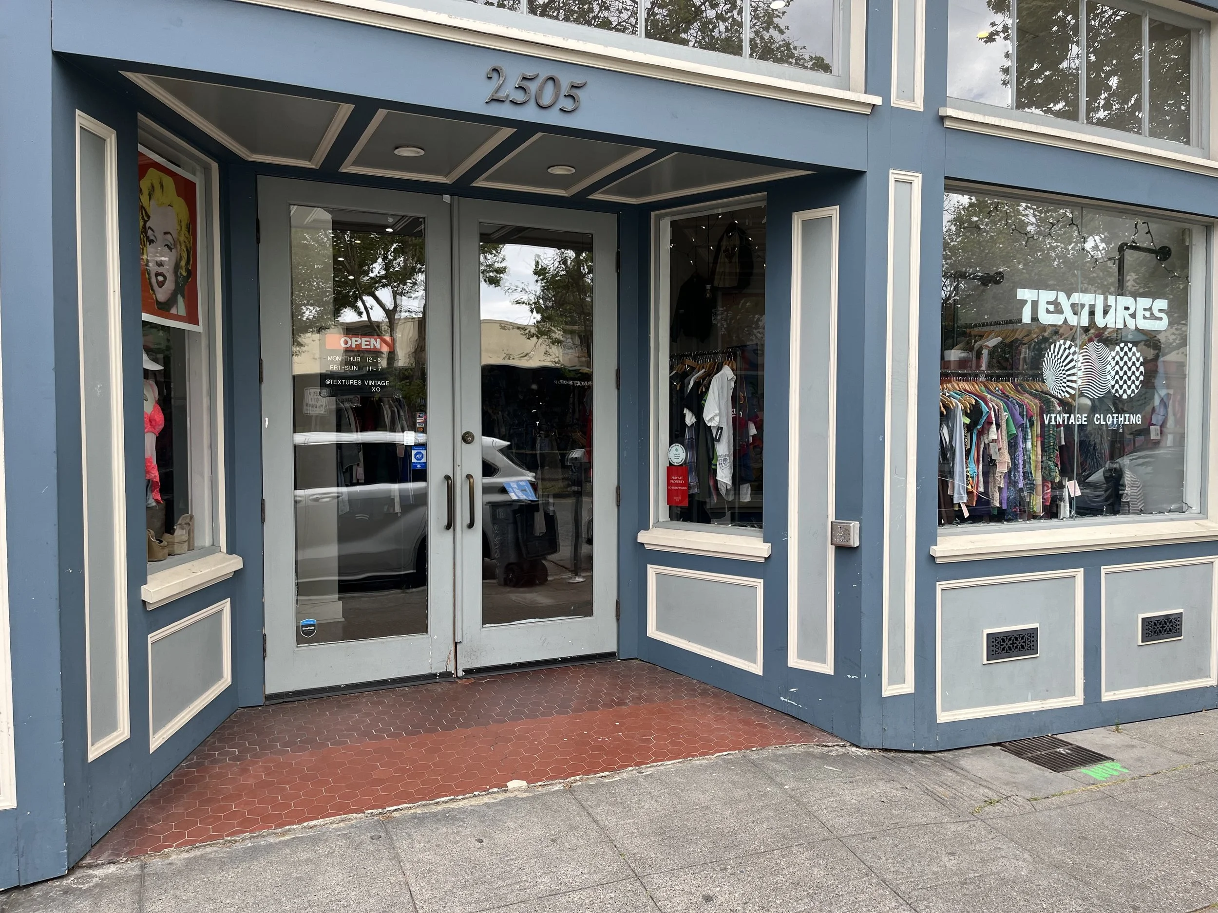 Textures Vintage Clothing